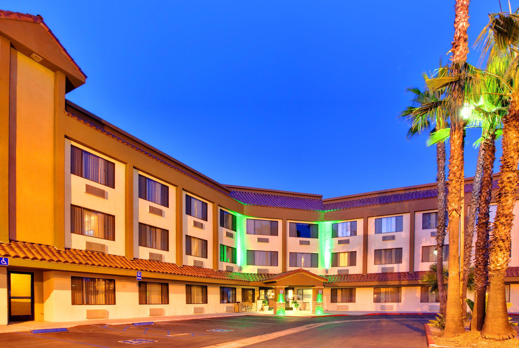 Holiday Inn San Diego - la Mesa Photo