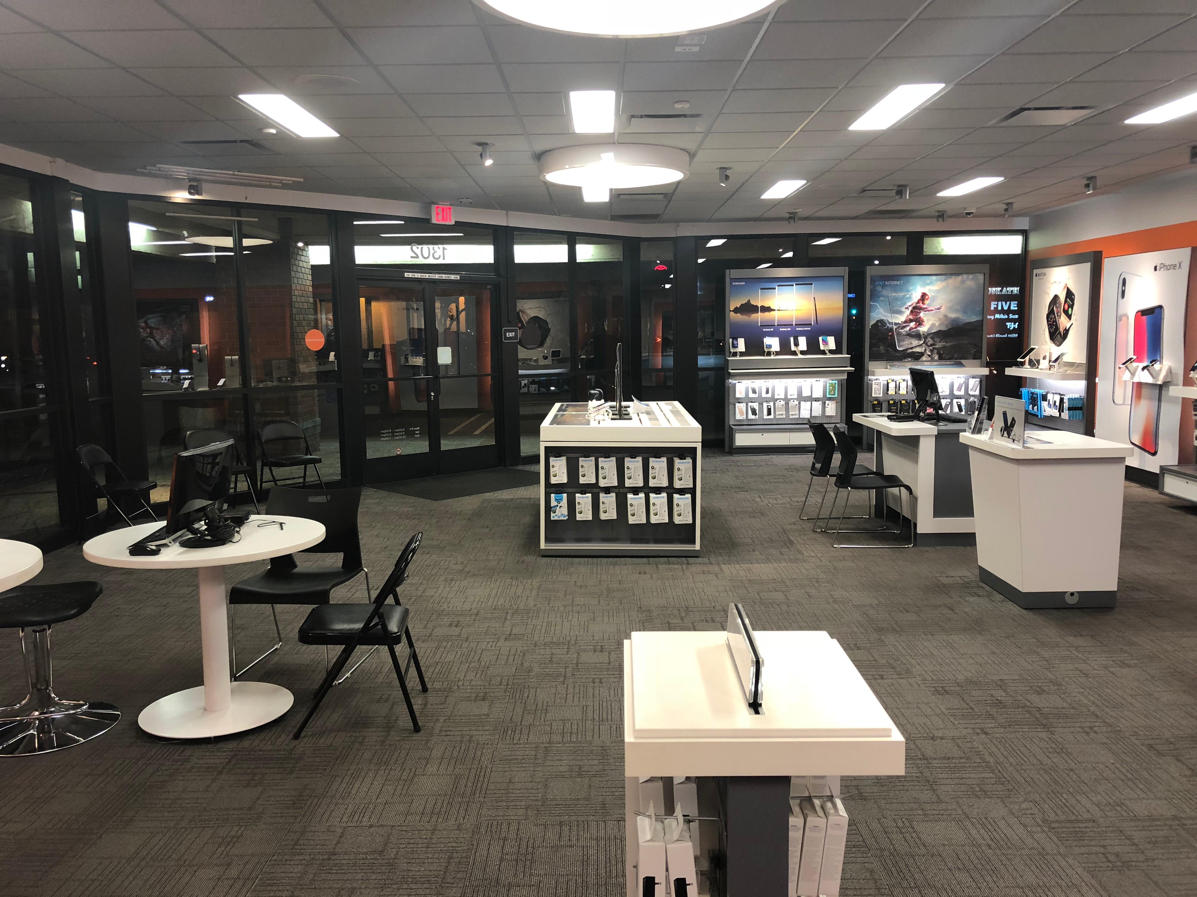 AT&T Store Photo