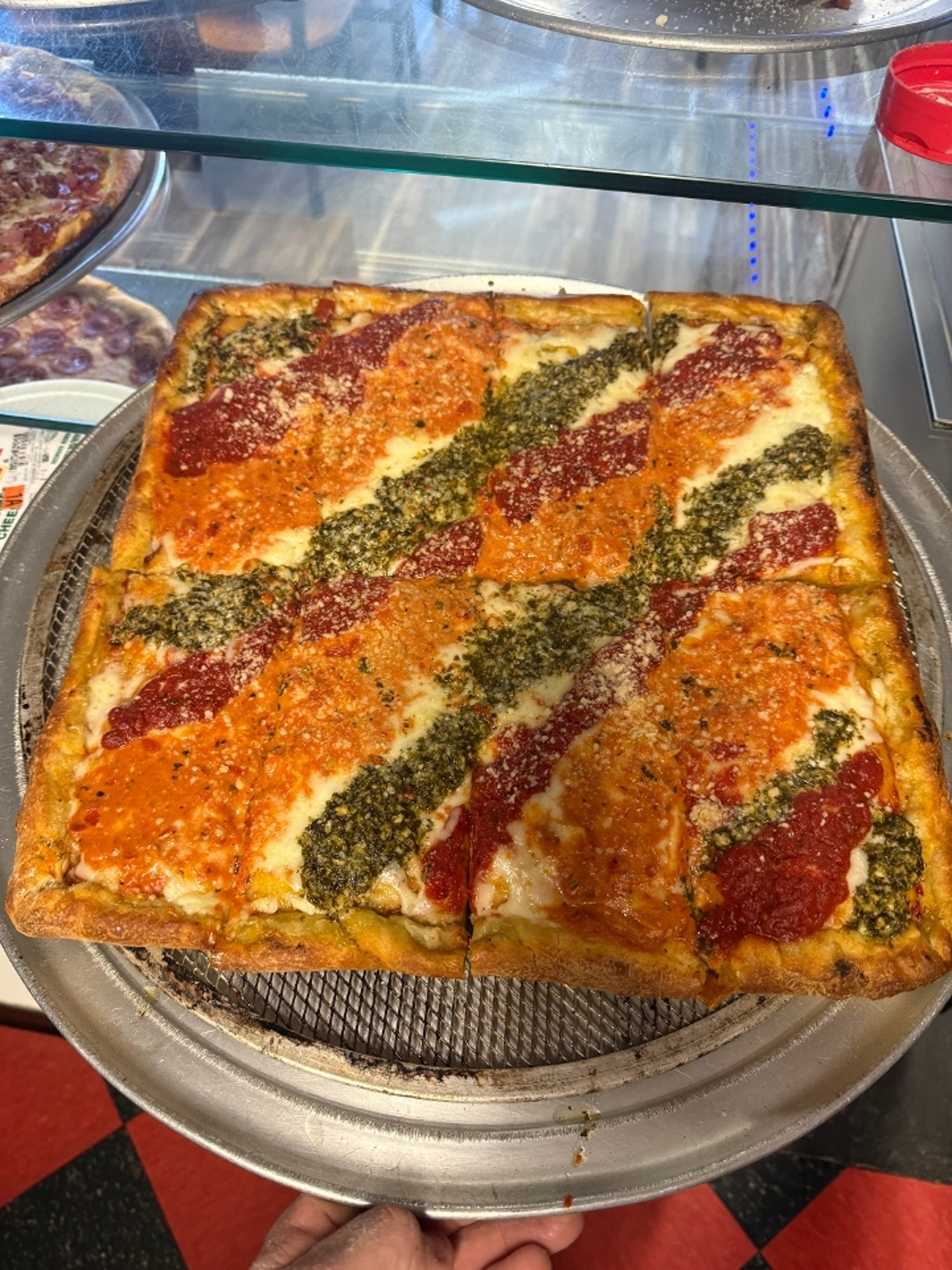 M.V.P. Square Pizza (12 Slices)