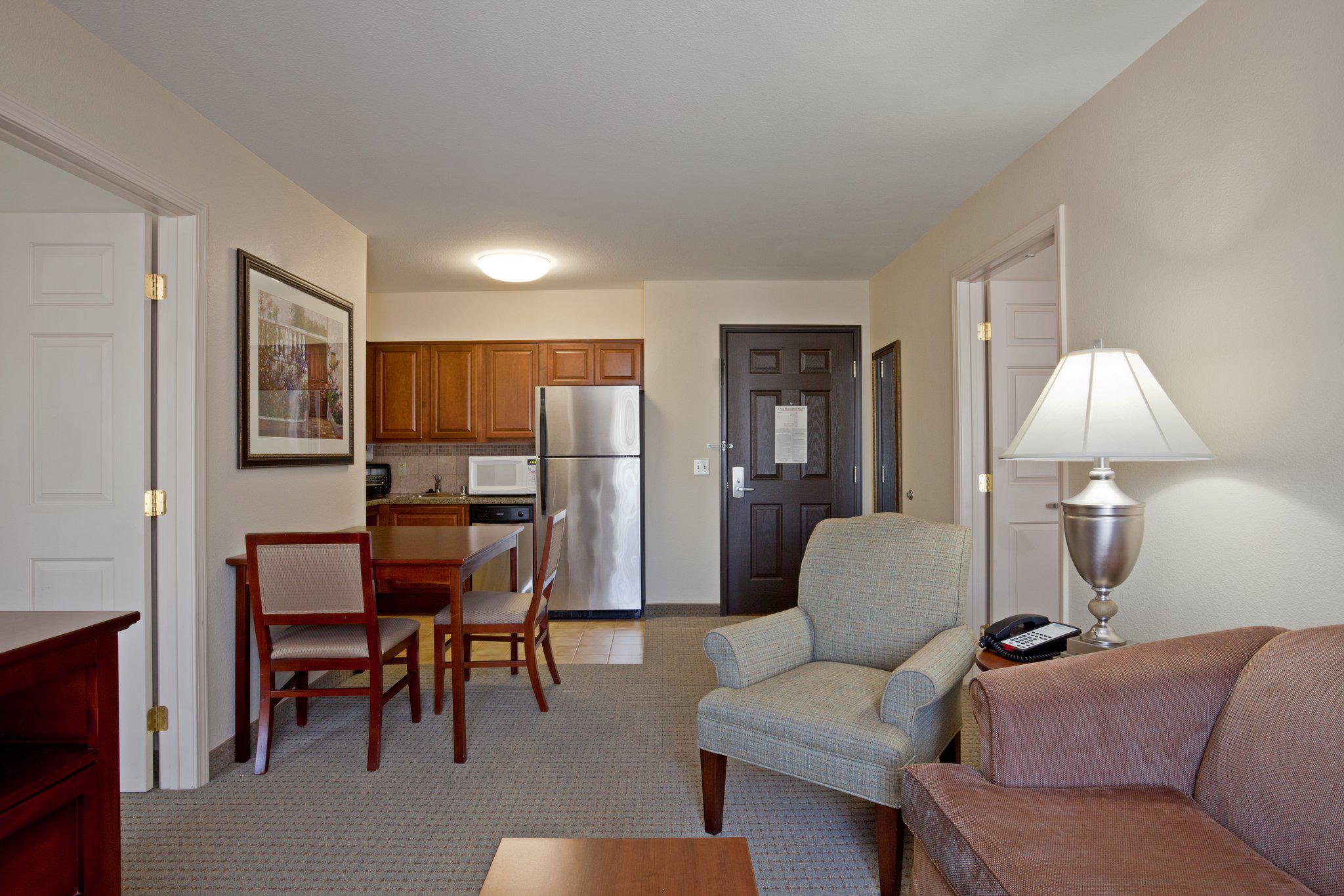 Staybridge Suites Palmdale Photo