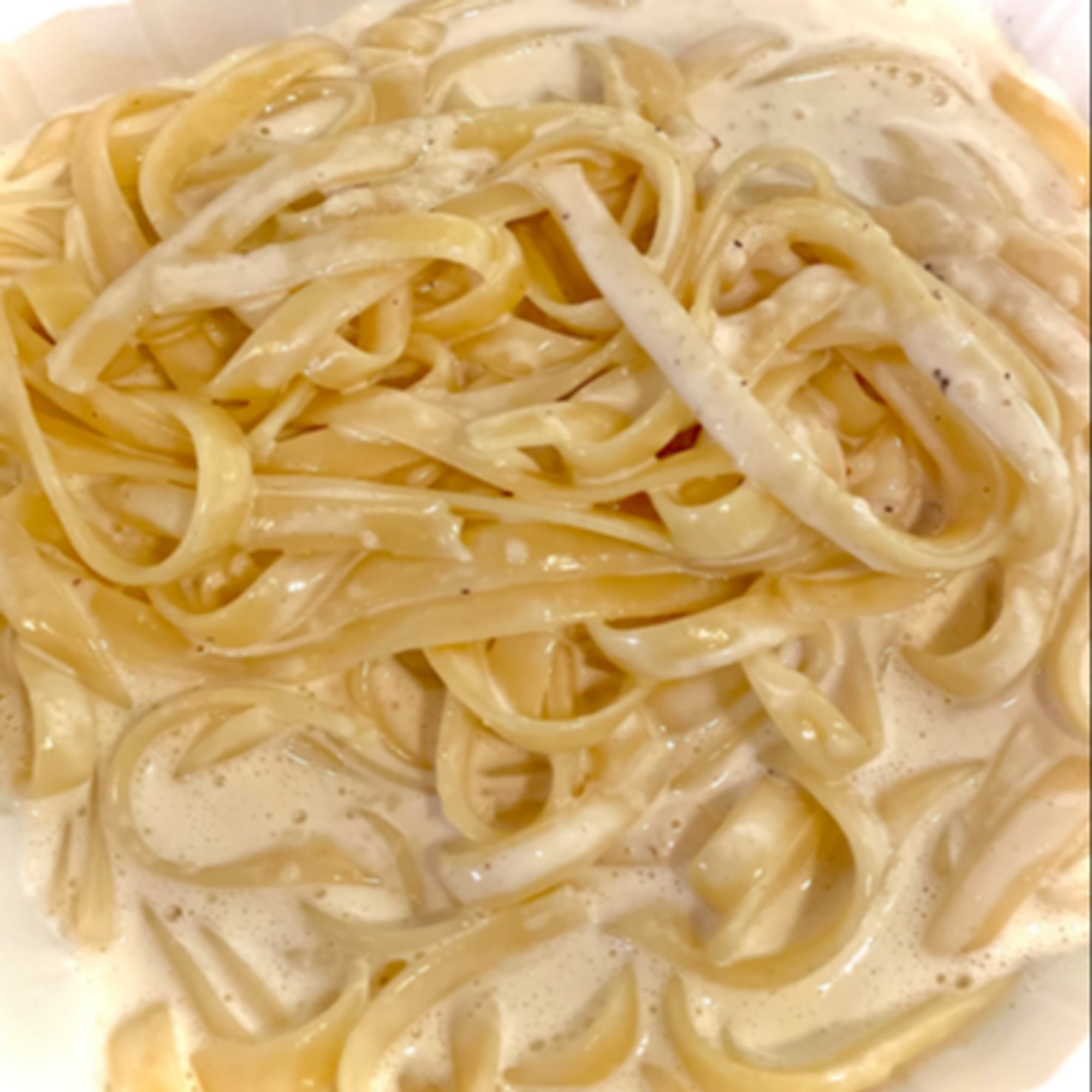 Traditional Fettuccine Alfredo