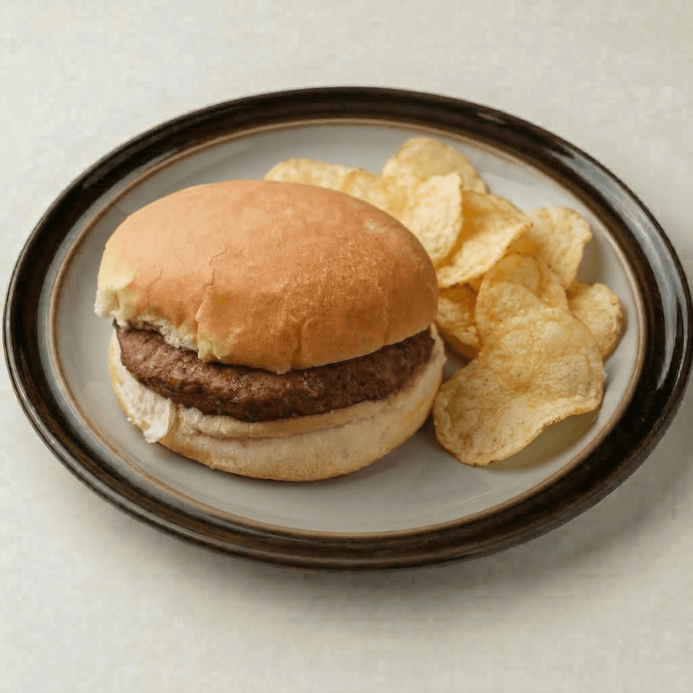 Kids' Hamburger Meal (Chips)