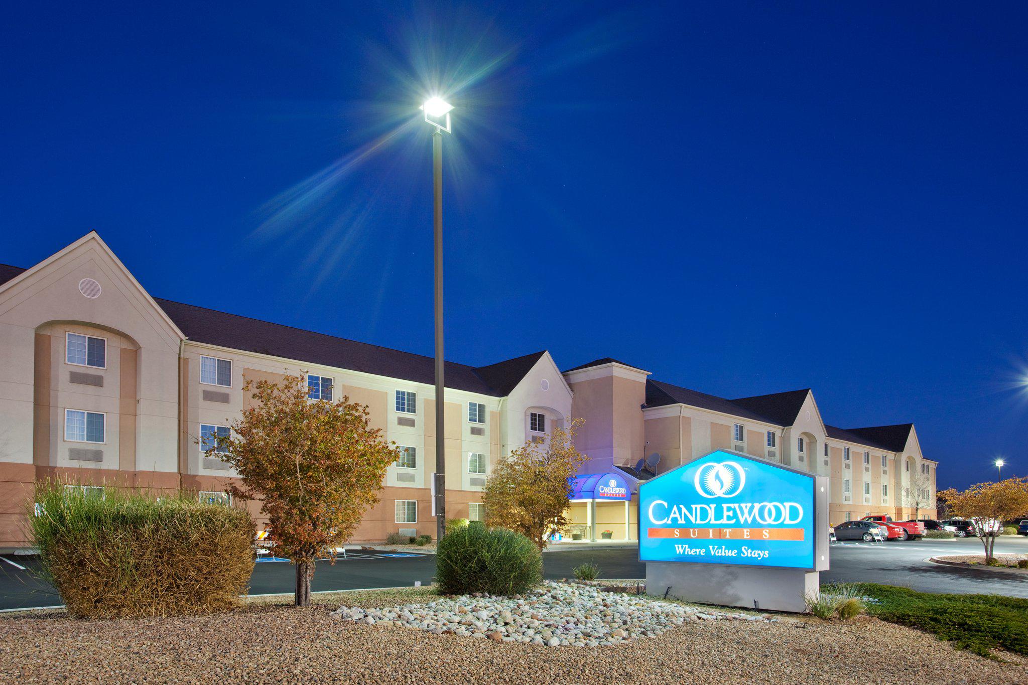 Candlewood Suites Albuquerque Photo