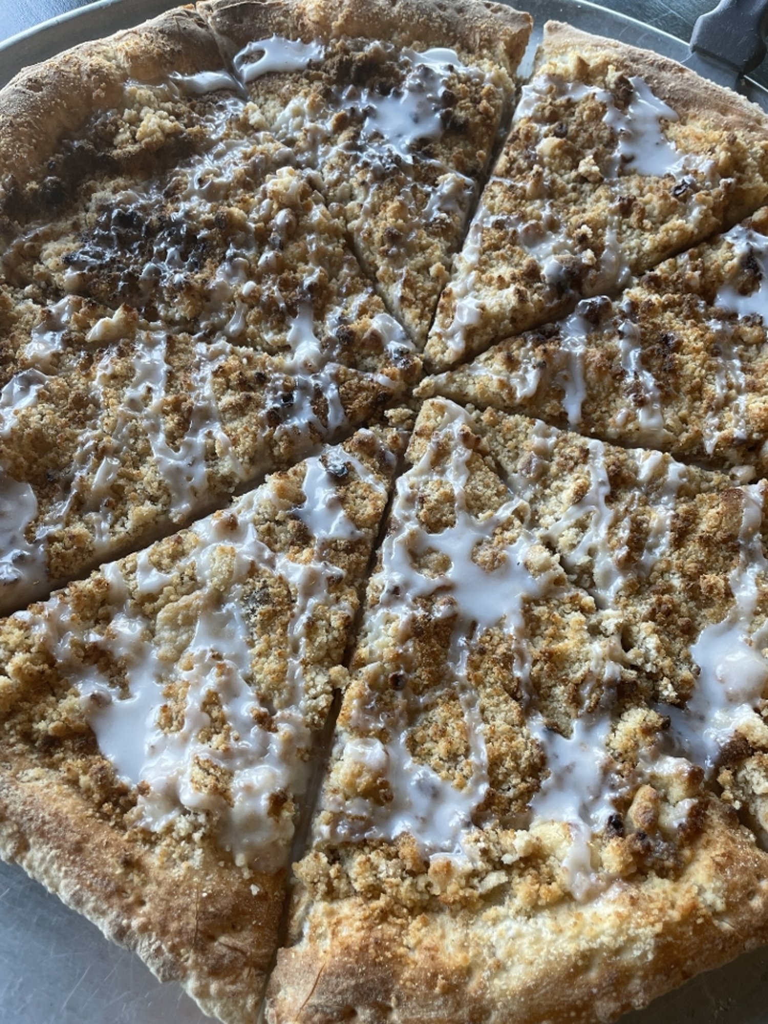 Large NY Handtossed Dessert Pizza