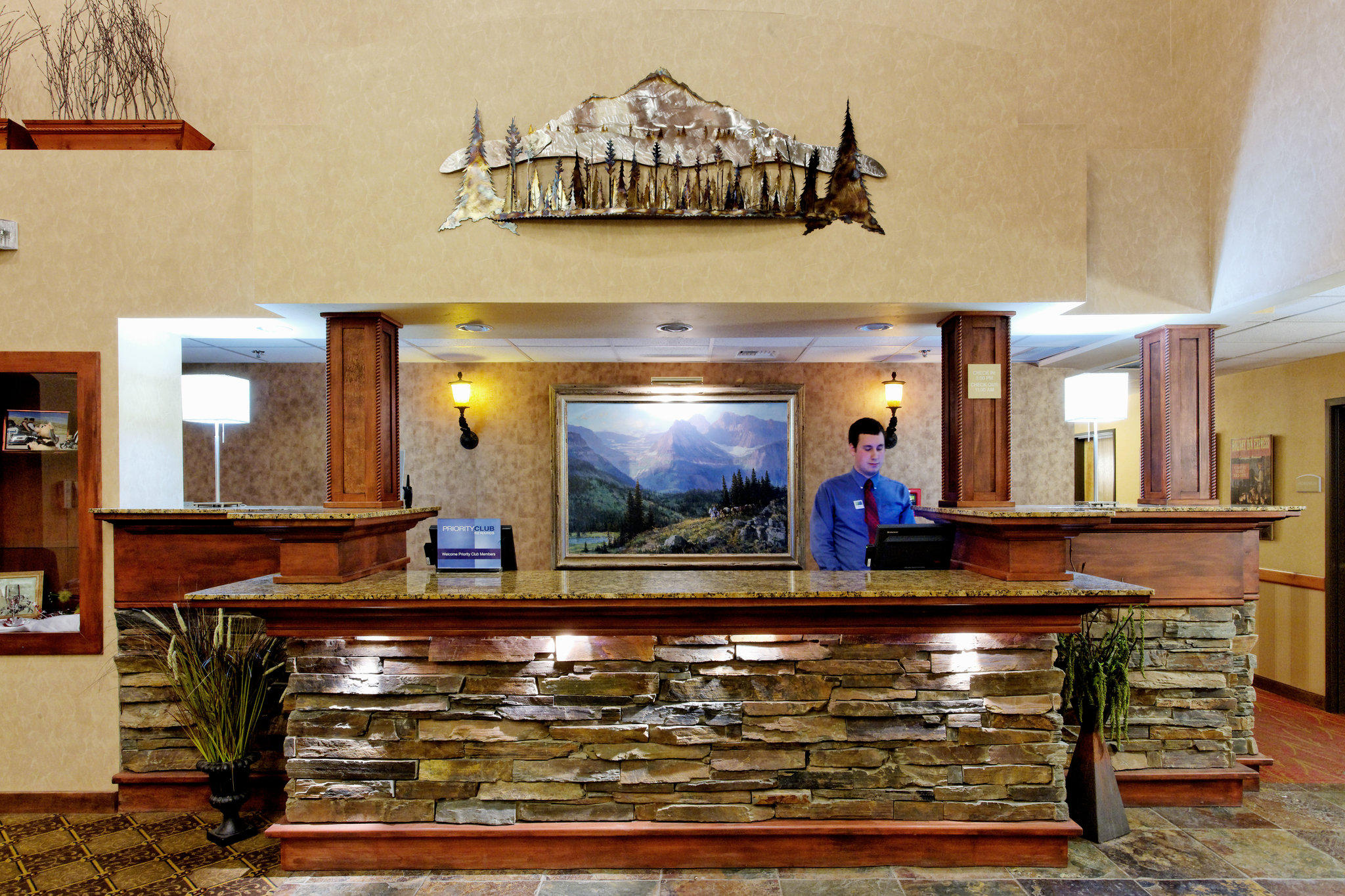 Holiday Inn Express & Suites Kalispell Photo