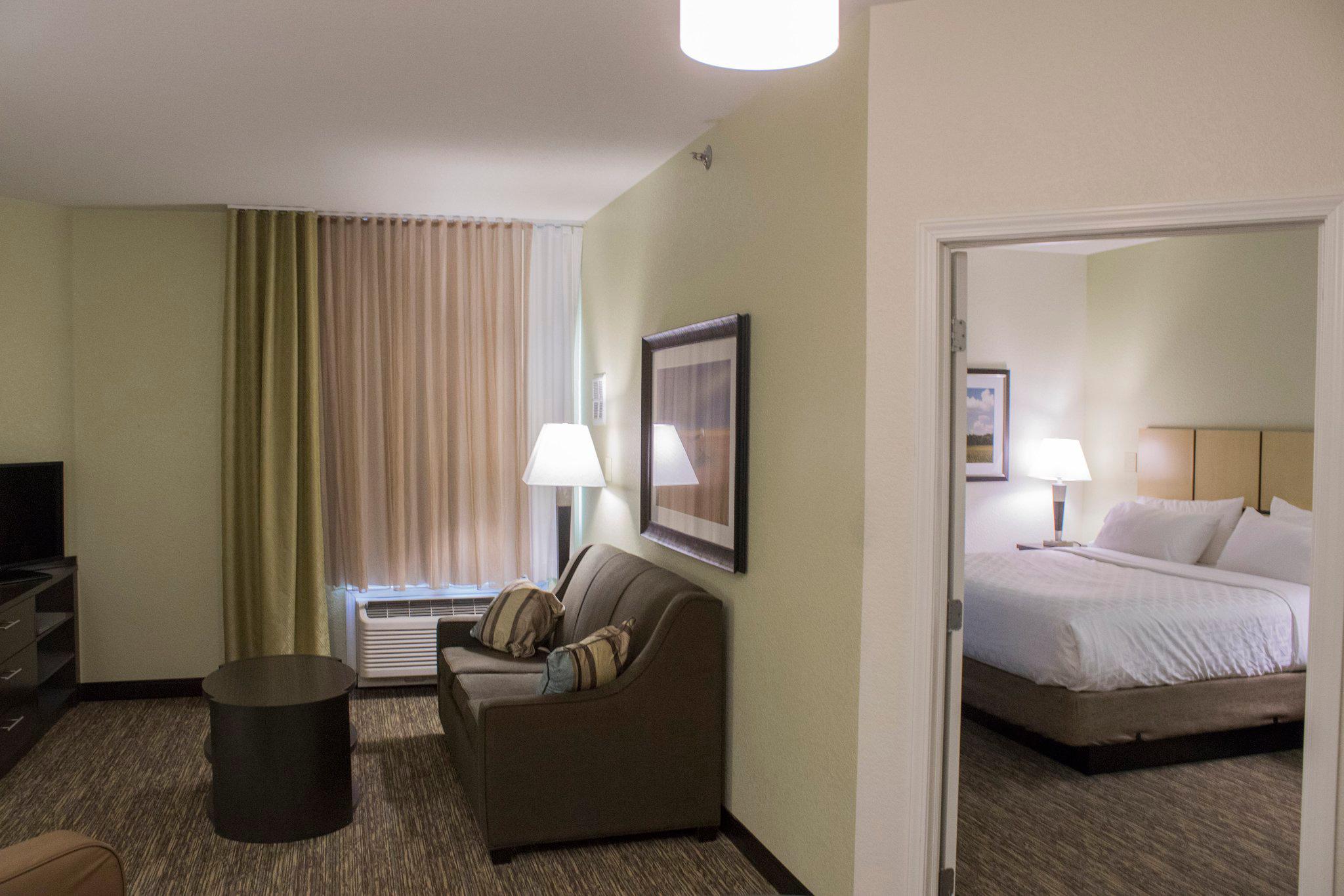 Candlewood Suites Bismarck Photo