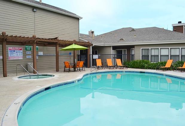 Images California Place Apartments