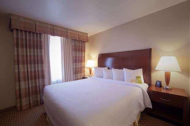 Images Hilton Garden Inn Albuquerque Uptown