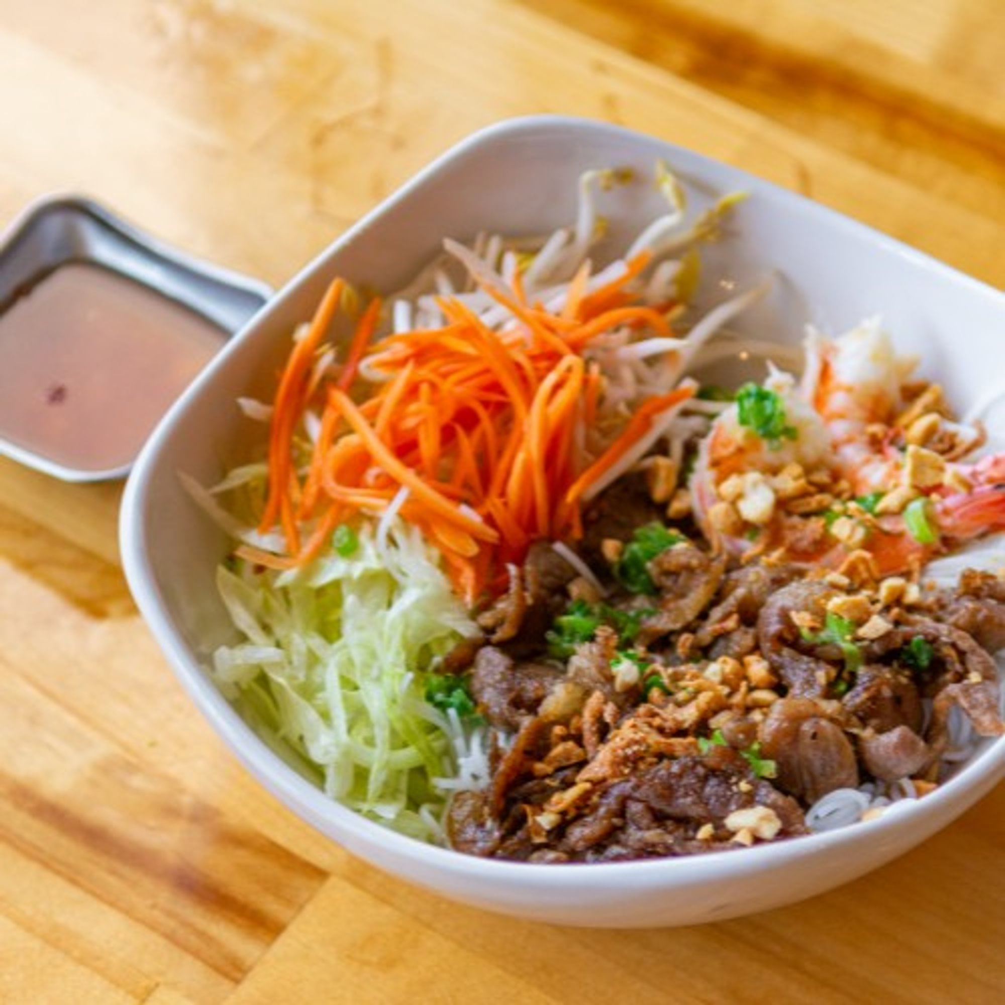 Charbroiled Pork, Shrimps Vermicelli | Bún Tôm Thịt Nướng