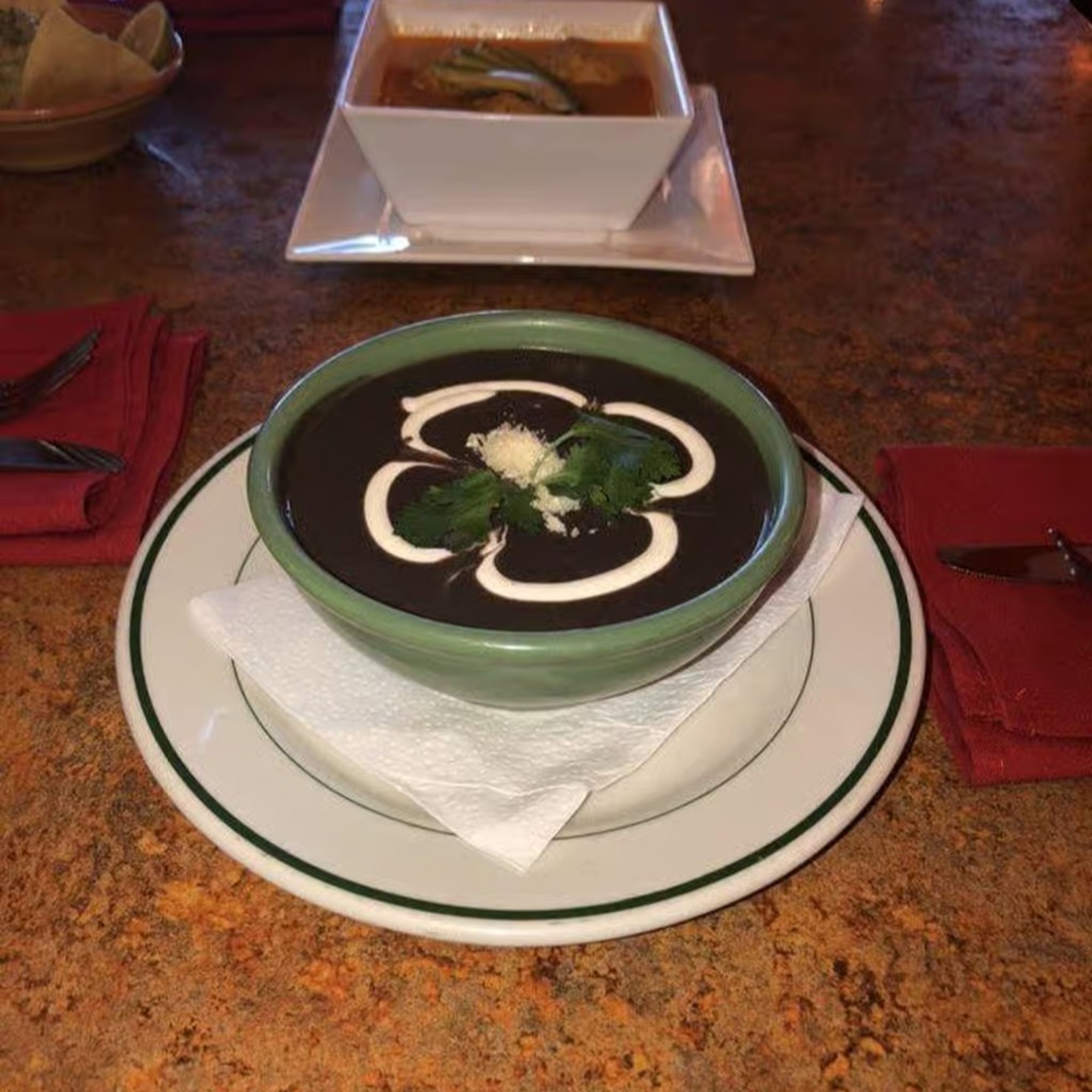 Lunch Sopa Negra