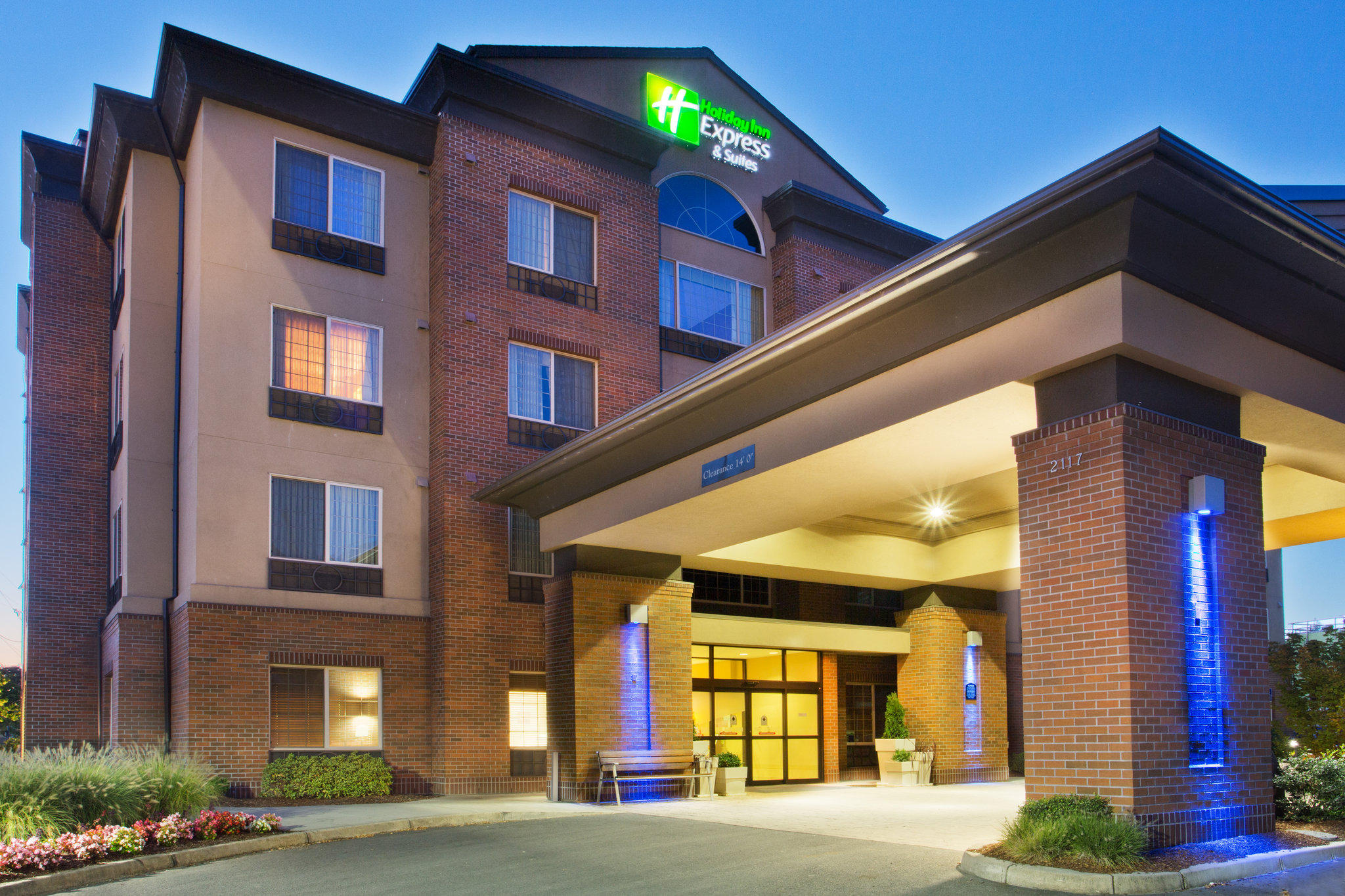 Holiday Inn Express & Suites Eugene Downtown - University Photo