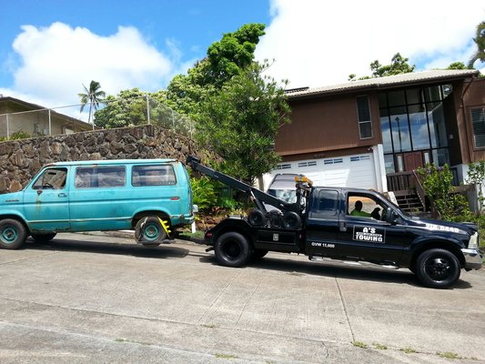 Oahu Towing Company Photo