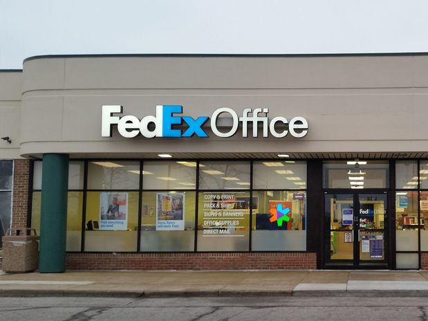 Images FedEx Office Print & Ship Center