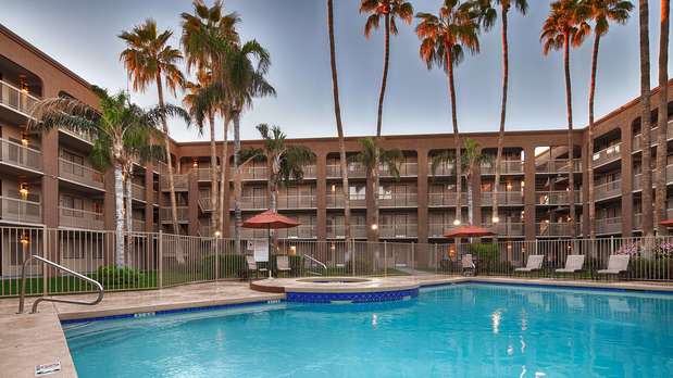 Images Best Western Plus Scottsdale Thunderbird Suites