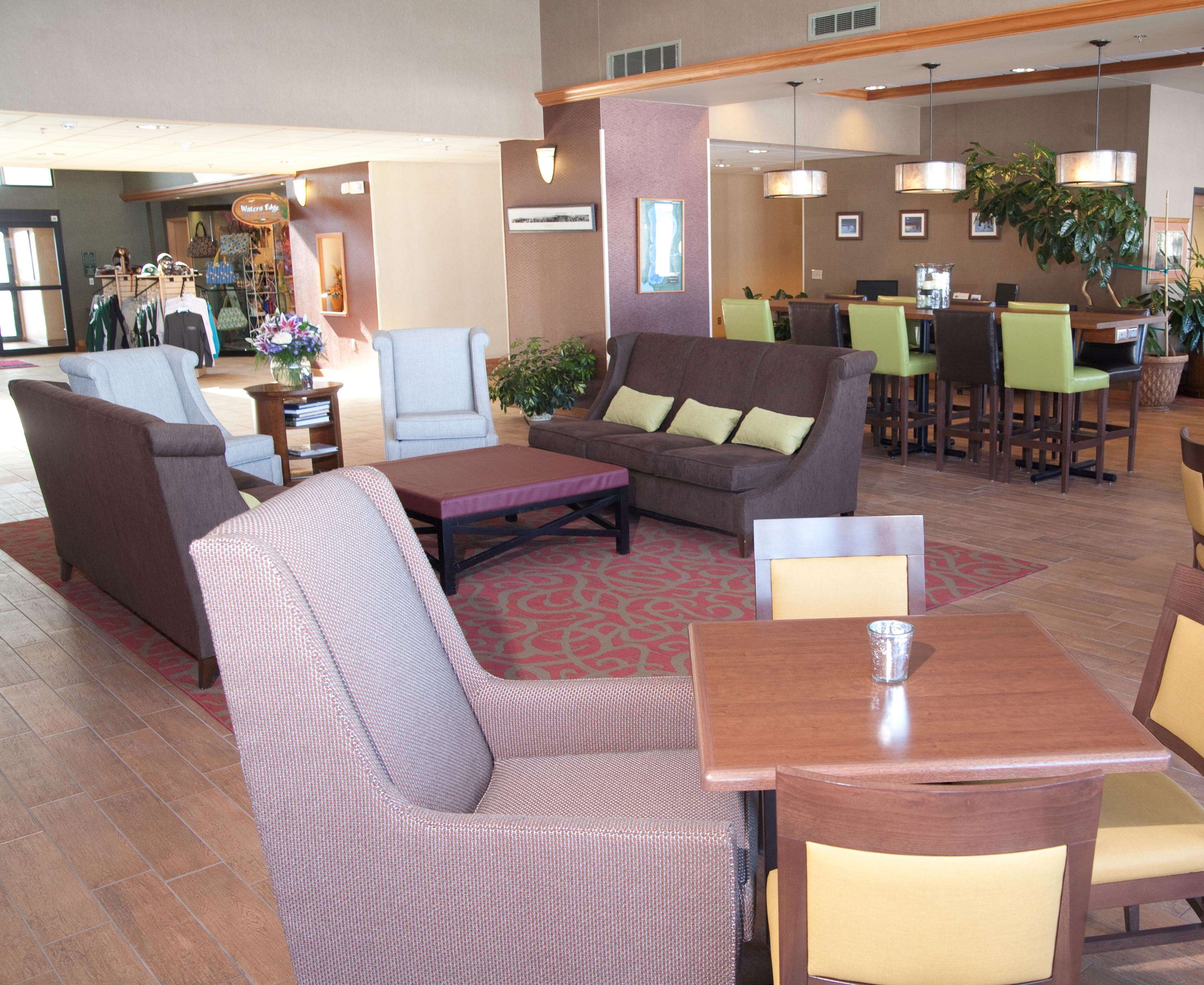 Hampton Inn & Suites Bemidji Photo