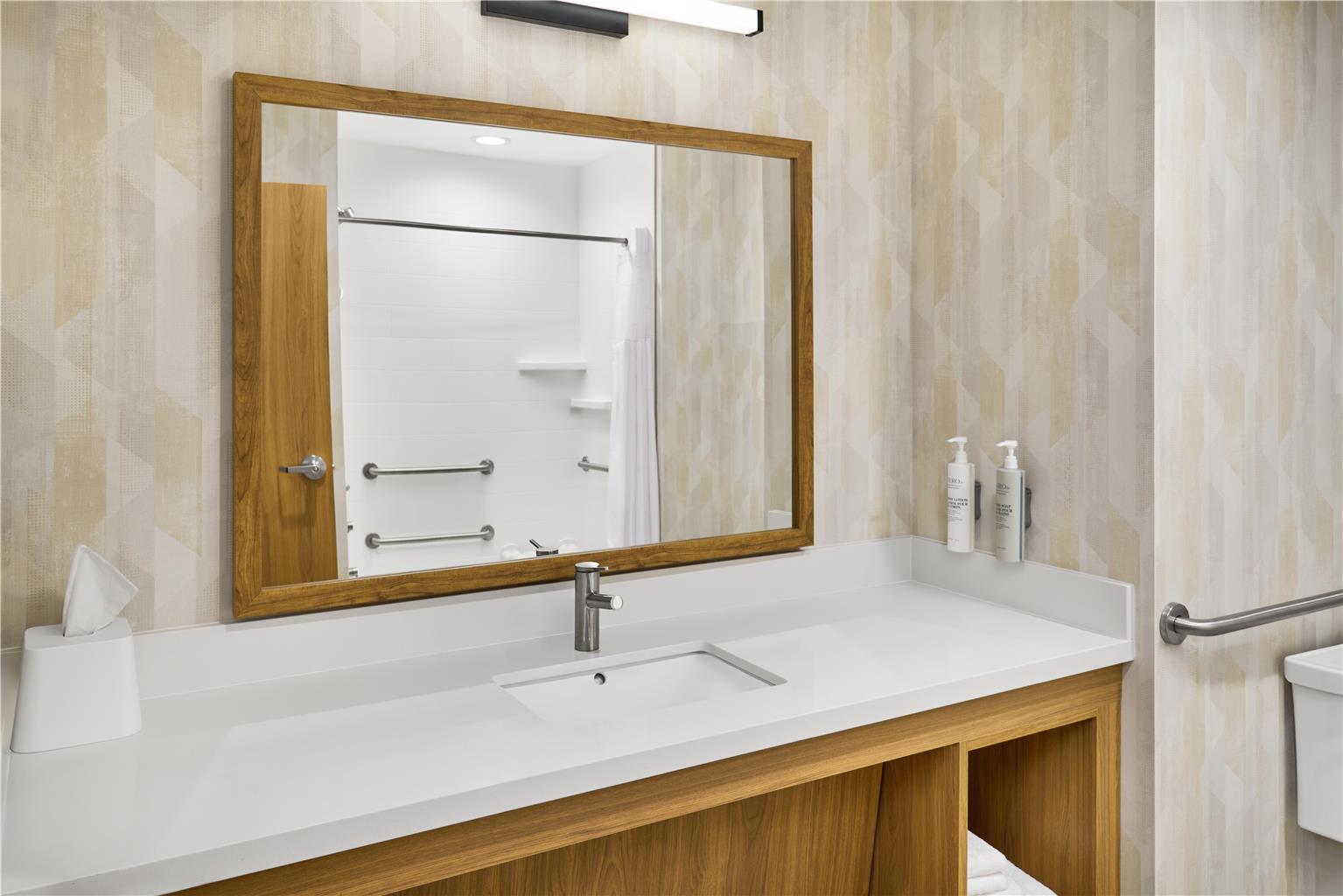 Hampton Inn Midland West Image