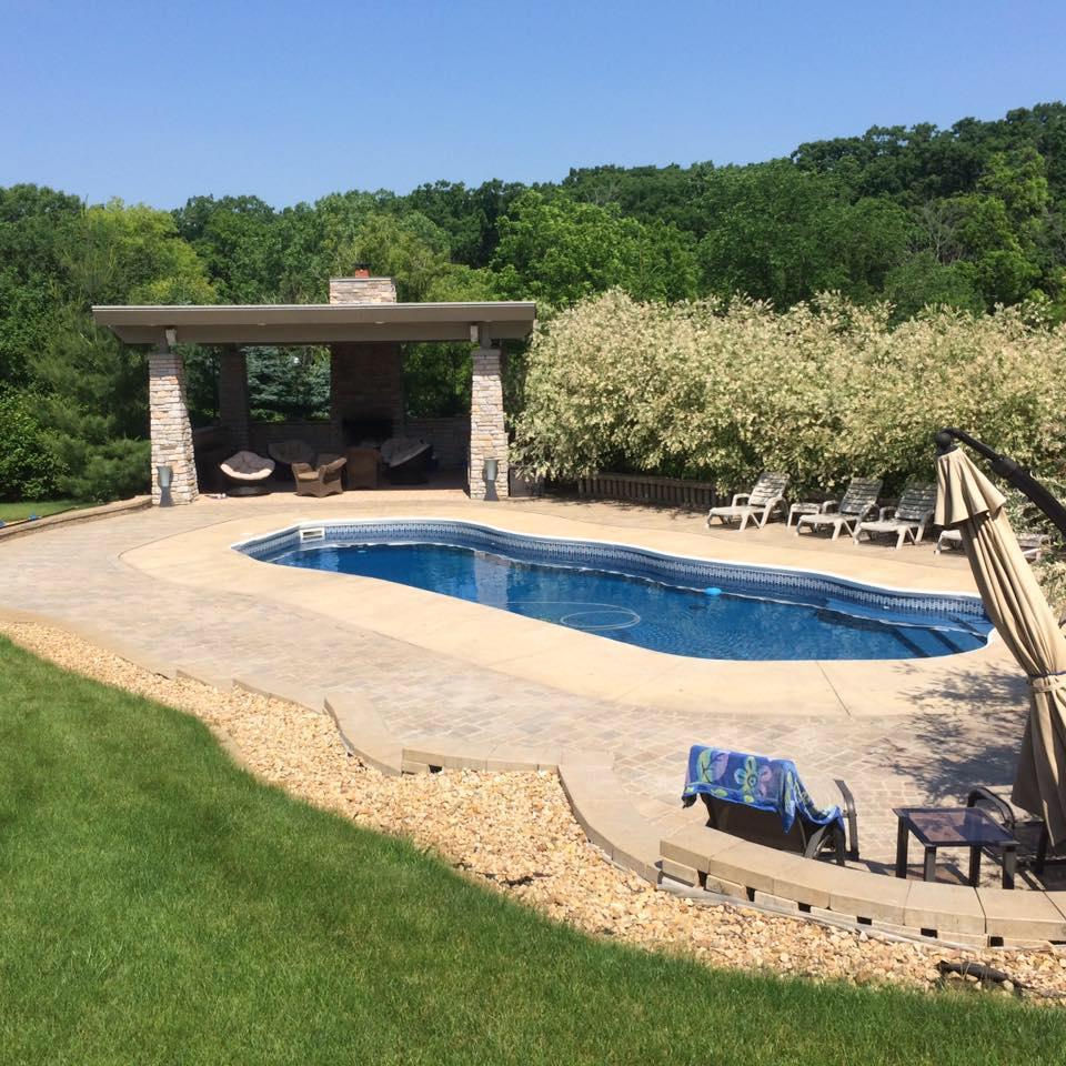 Aqua-Delics Custom Pools (Inground) Logo