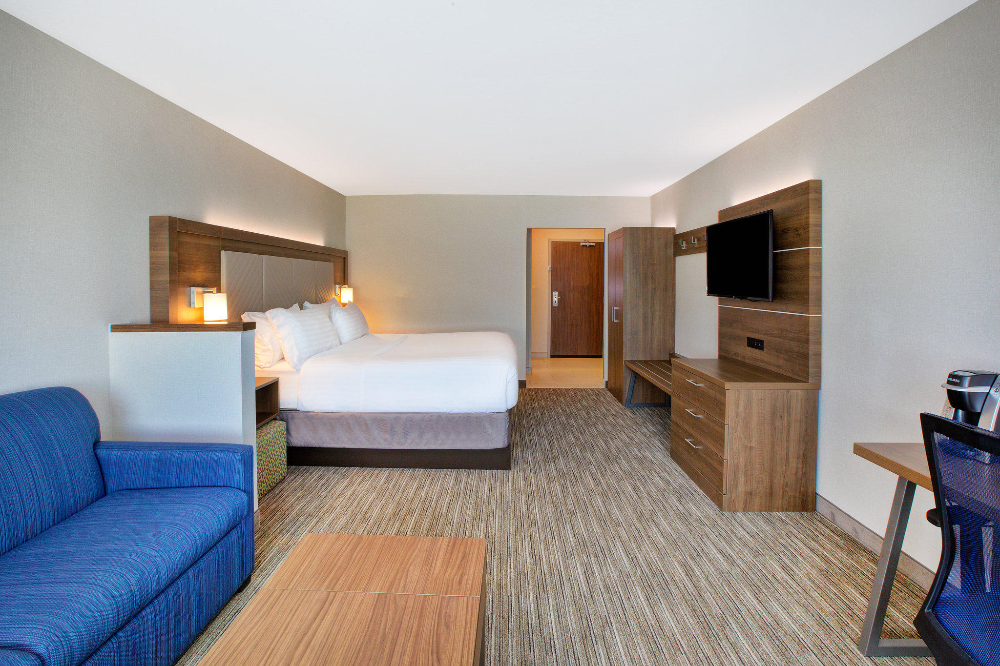 Holiday Inn Express & Suites New Castle Photo