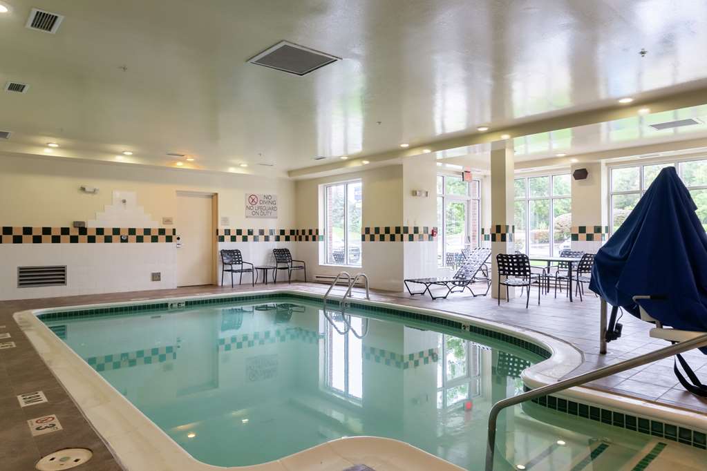 Hilton Garden Inn Plymouth Image