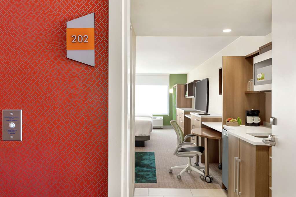 Home2 Suites by Hilton Scottsdale Salt River Image