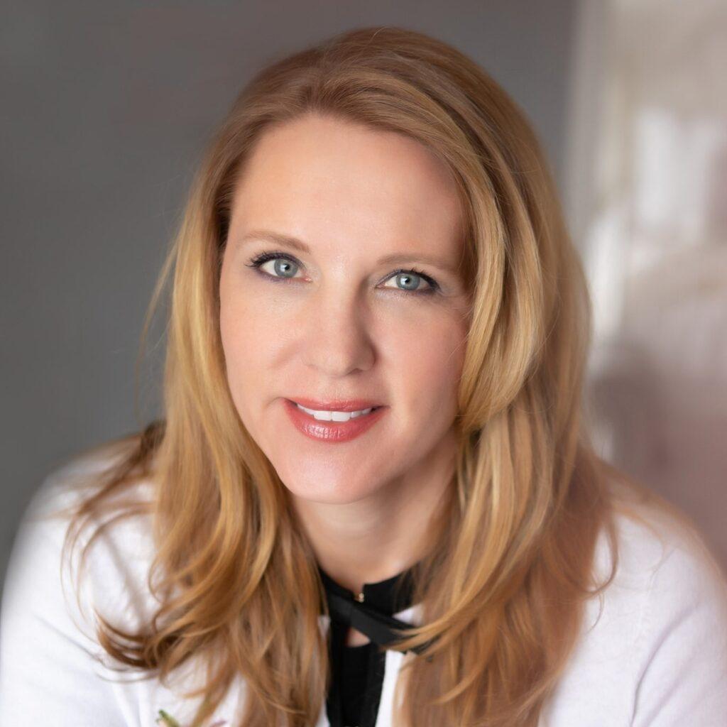 Shari MacCallum - The Rolfing Works & The Holistic Face