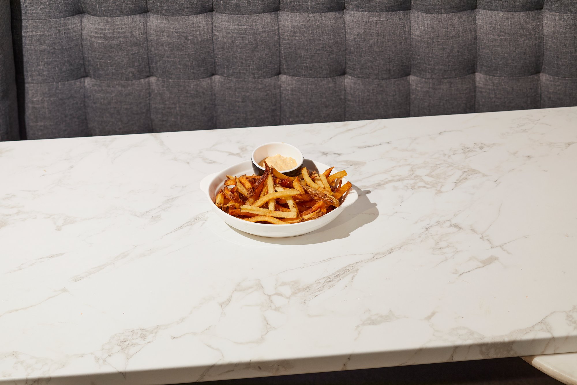 Hand Cut Fries w/ Ketchup & Aioli