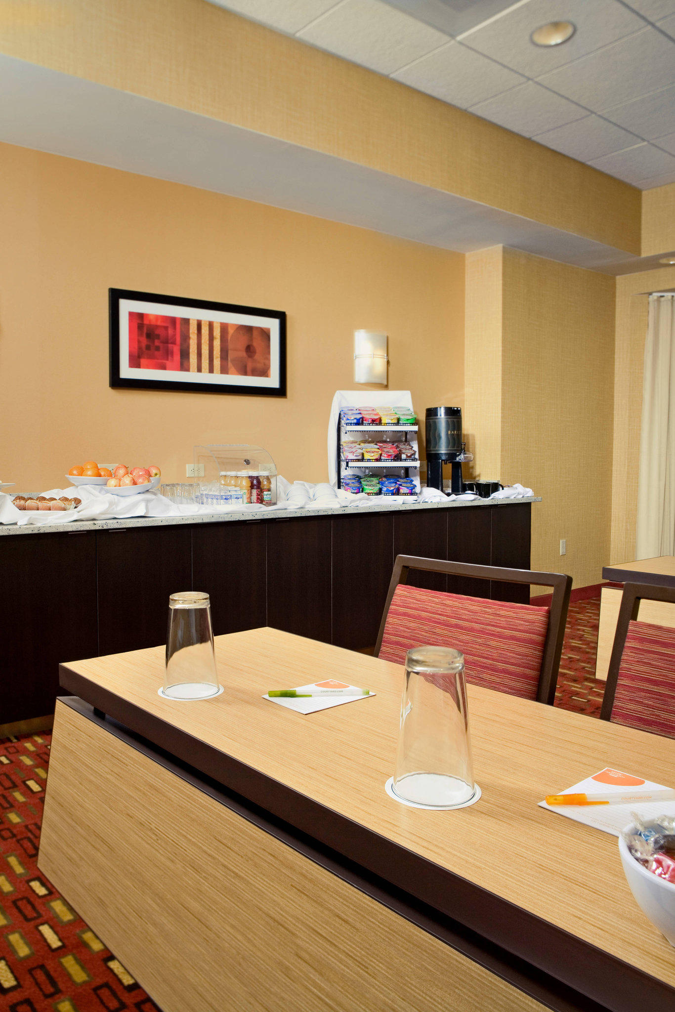 Courtyard by Marriott Jacksonville Butler Boulevard Photo