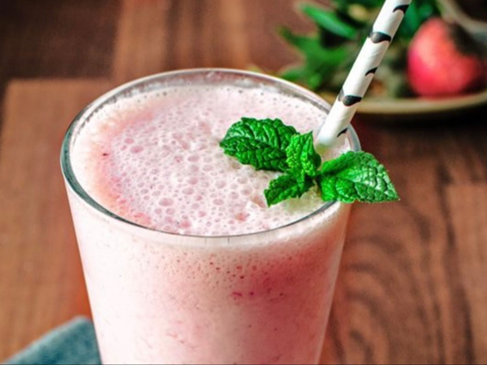 Strawberry Lassi