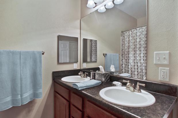 Images Camden Stonecrest Apartments