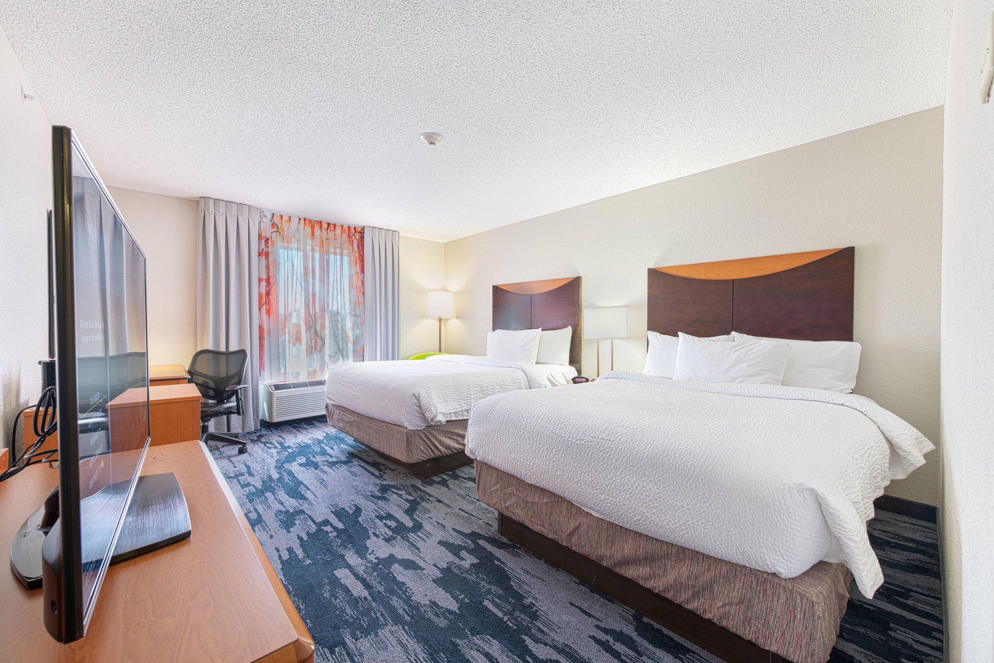 Fairfield Inn & Suites by Marriott Chicago Naperville Photo