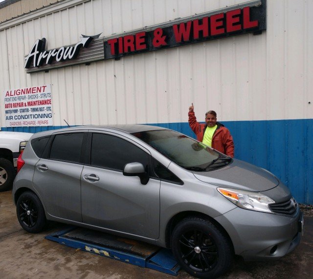 Arrow Tire & Wheel Photo