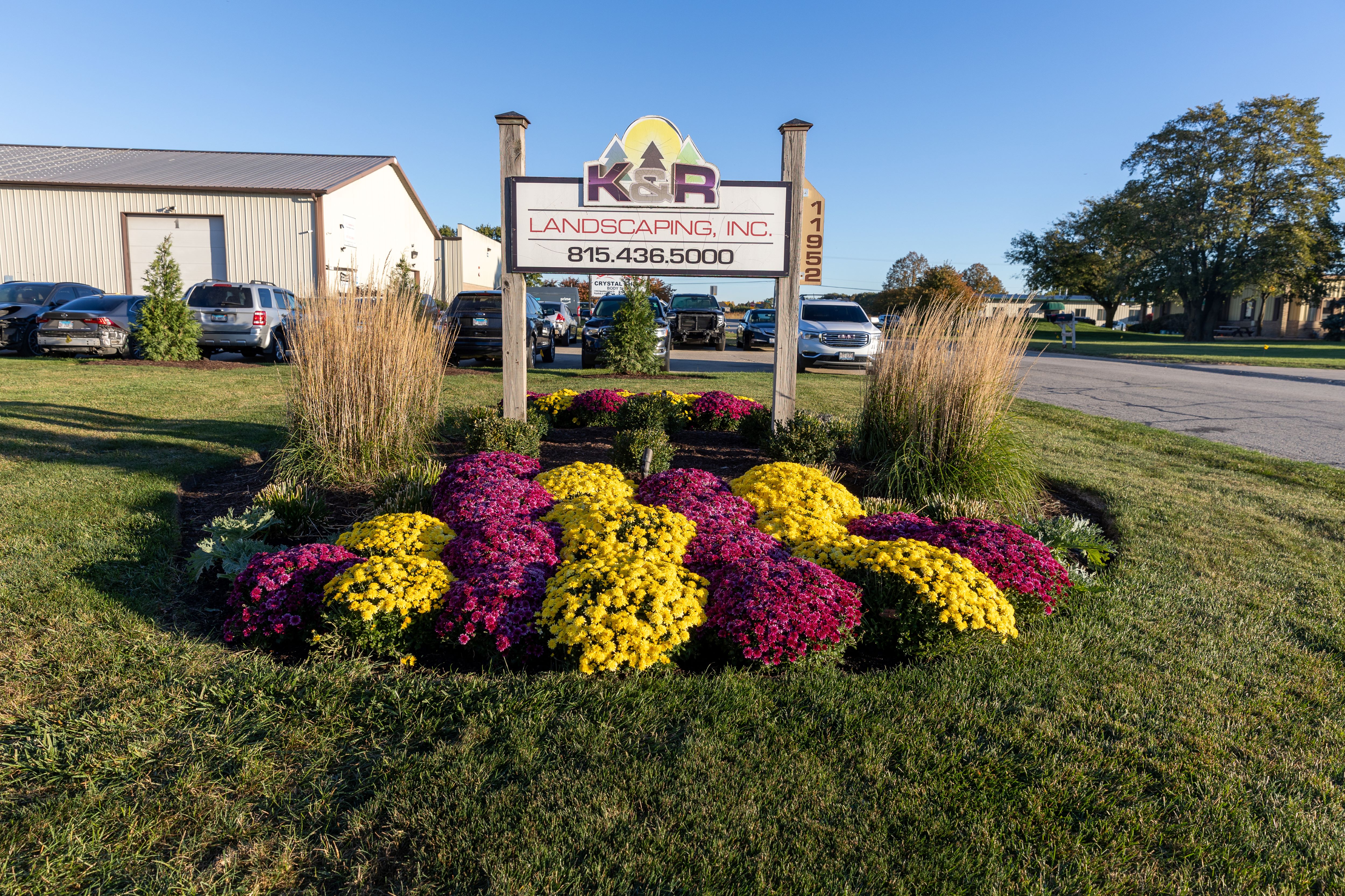 K & R Landscaping, Inc. Image