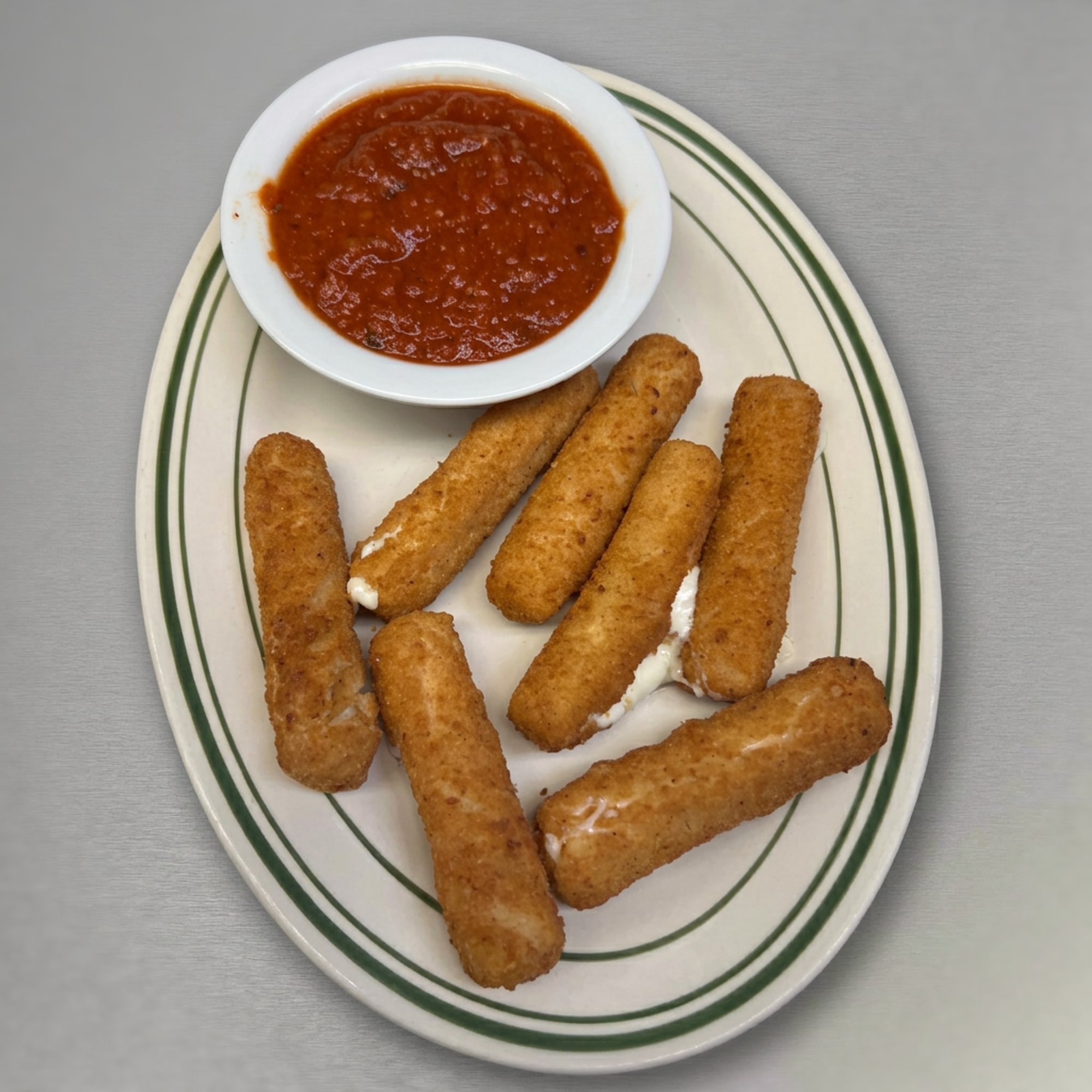 Fried Cheese Sticks (6)