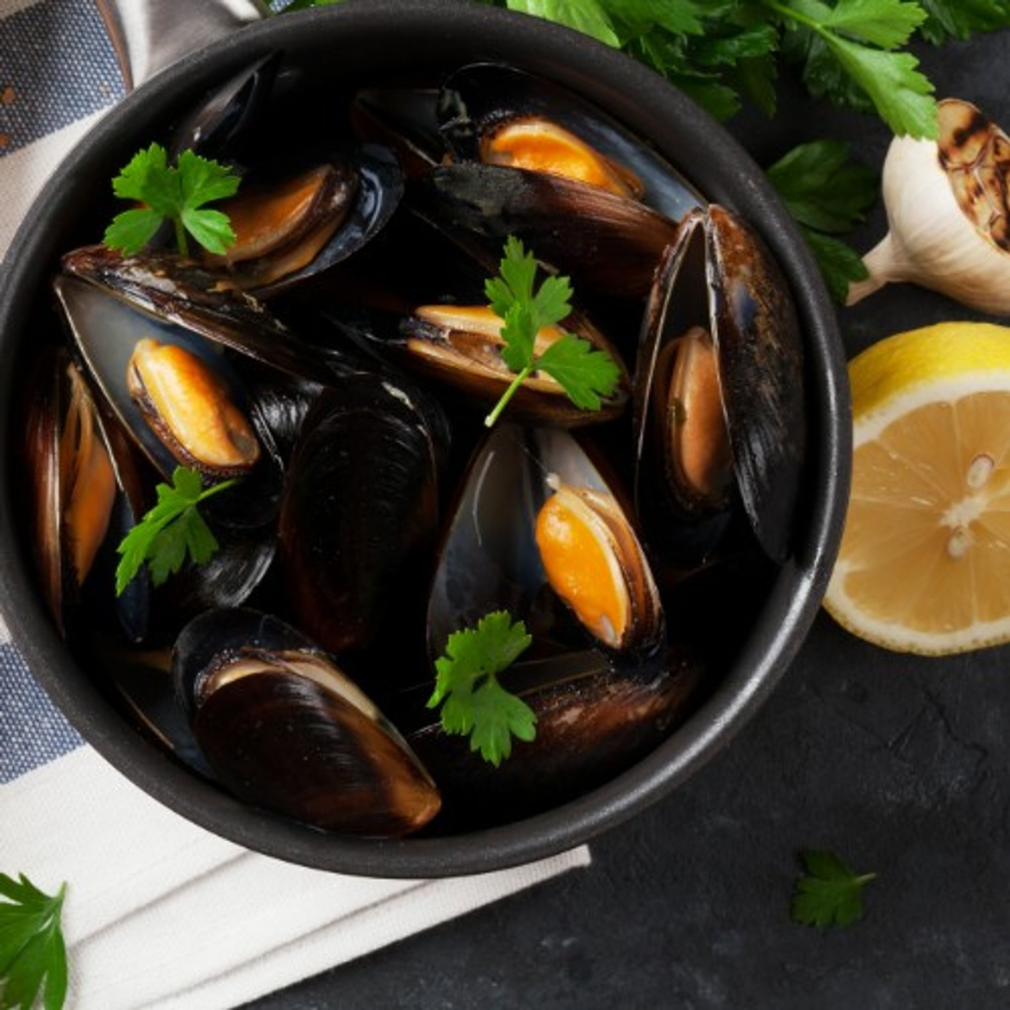 Mussels Marinier Sauce