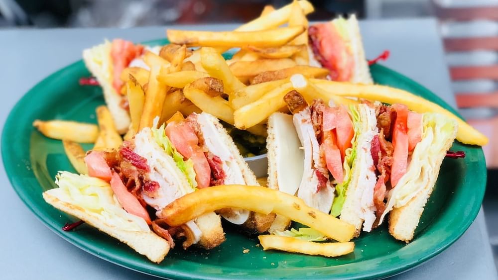 Turkey, Bacon & Cheese Club