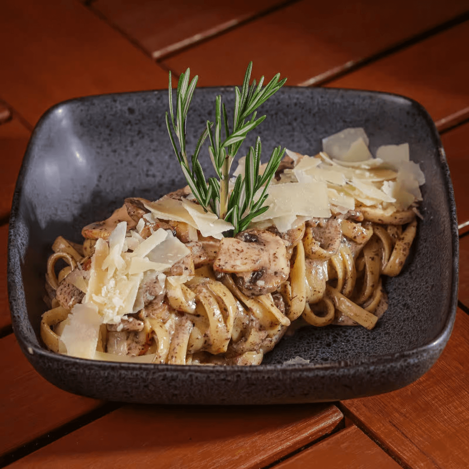 Fettuccine al Tartufo Nero