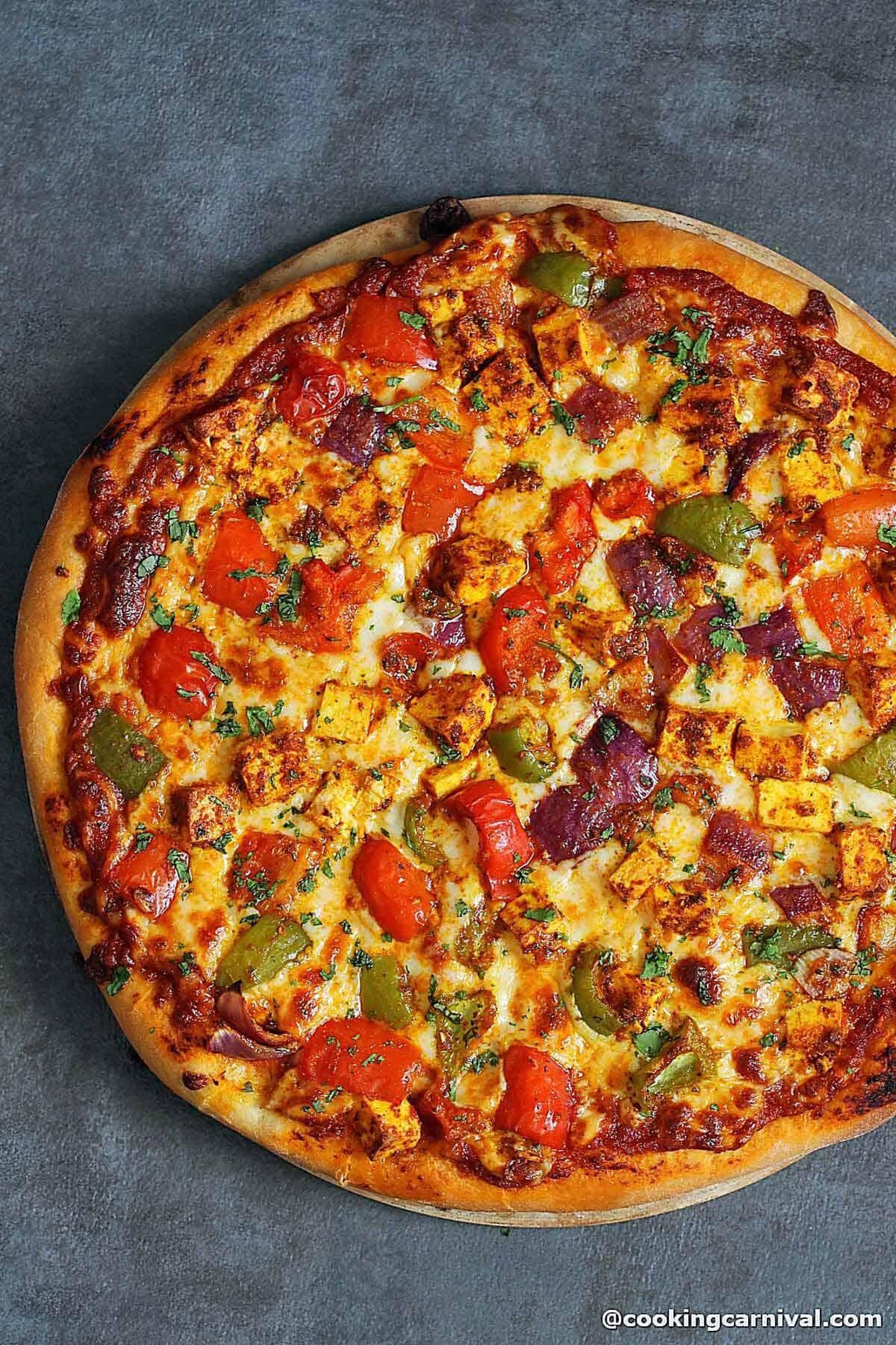 Karahi Paneer Pizza