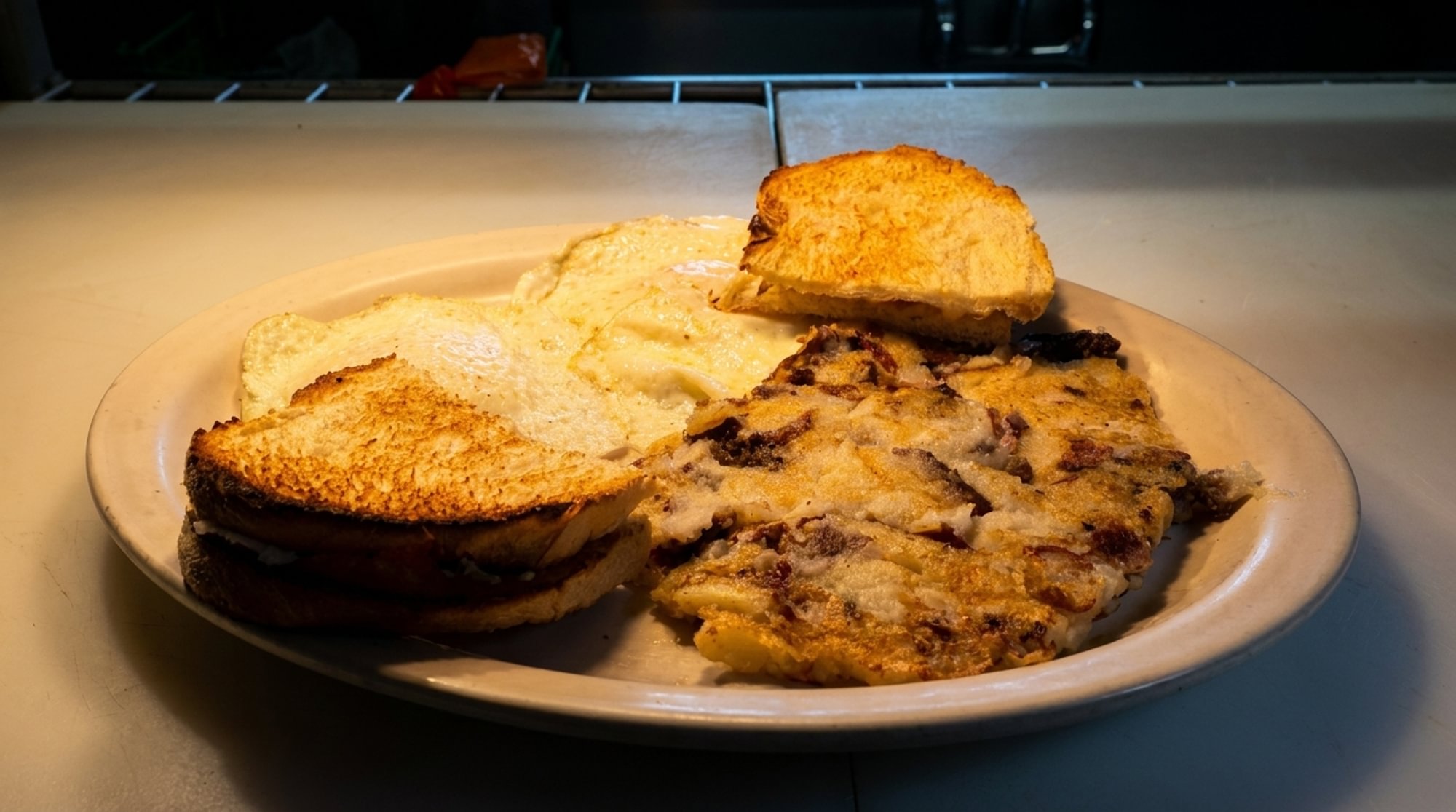 Roast Beef Hash w/2 Eggs, Toast & Jelly
