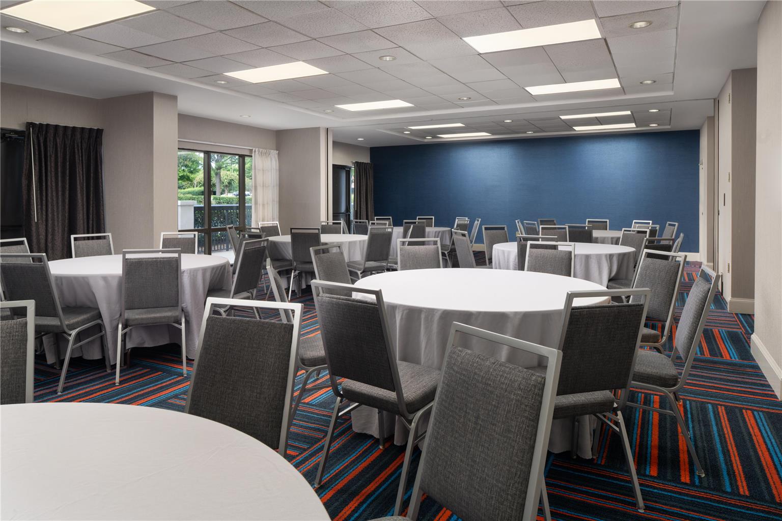 Hampton Inn & Suites Concord Charlotte Image