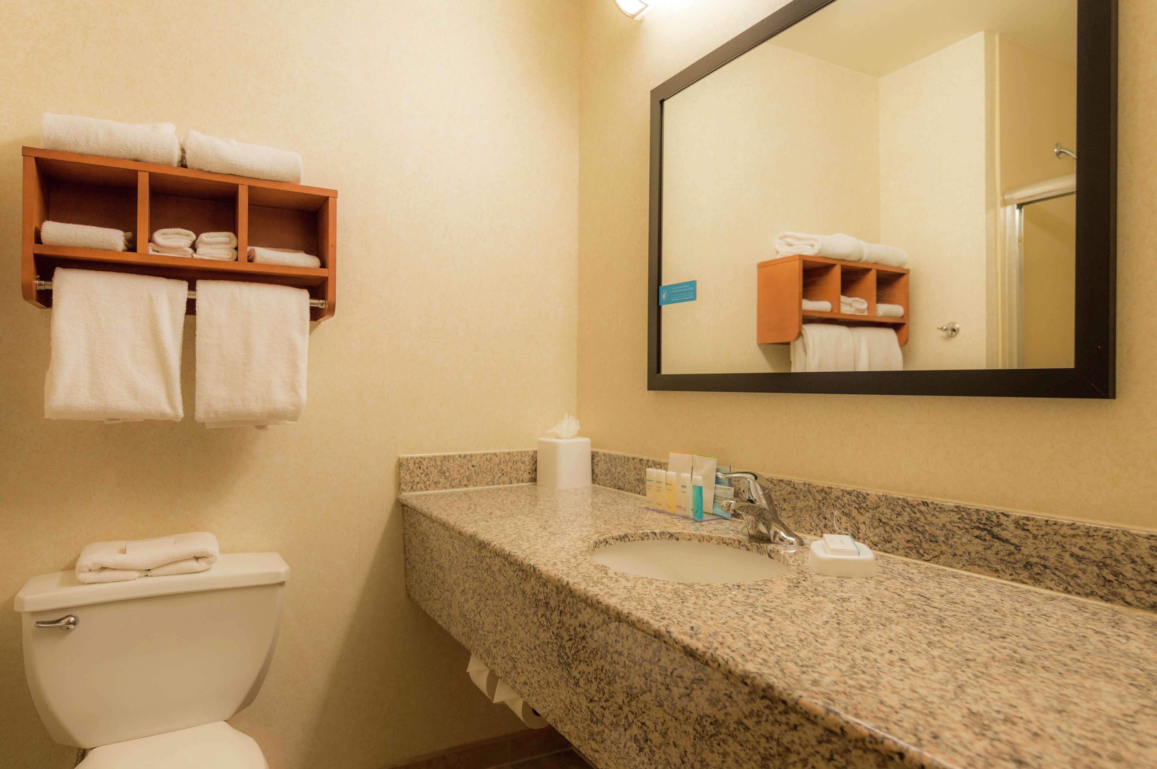 Hampton Inn & Suites Steamboat Springs Photo