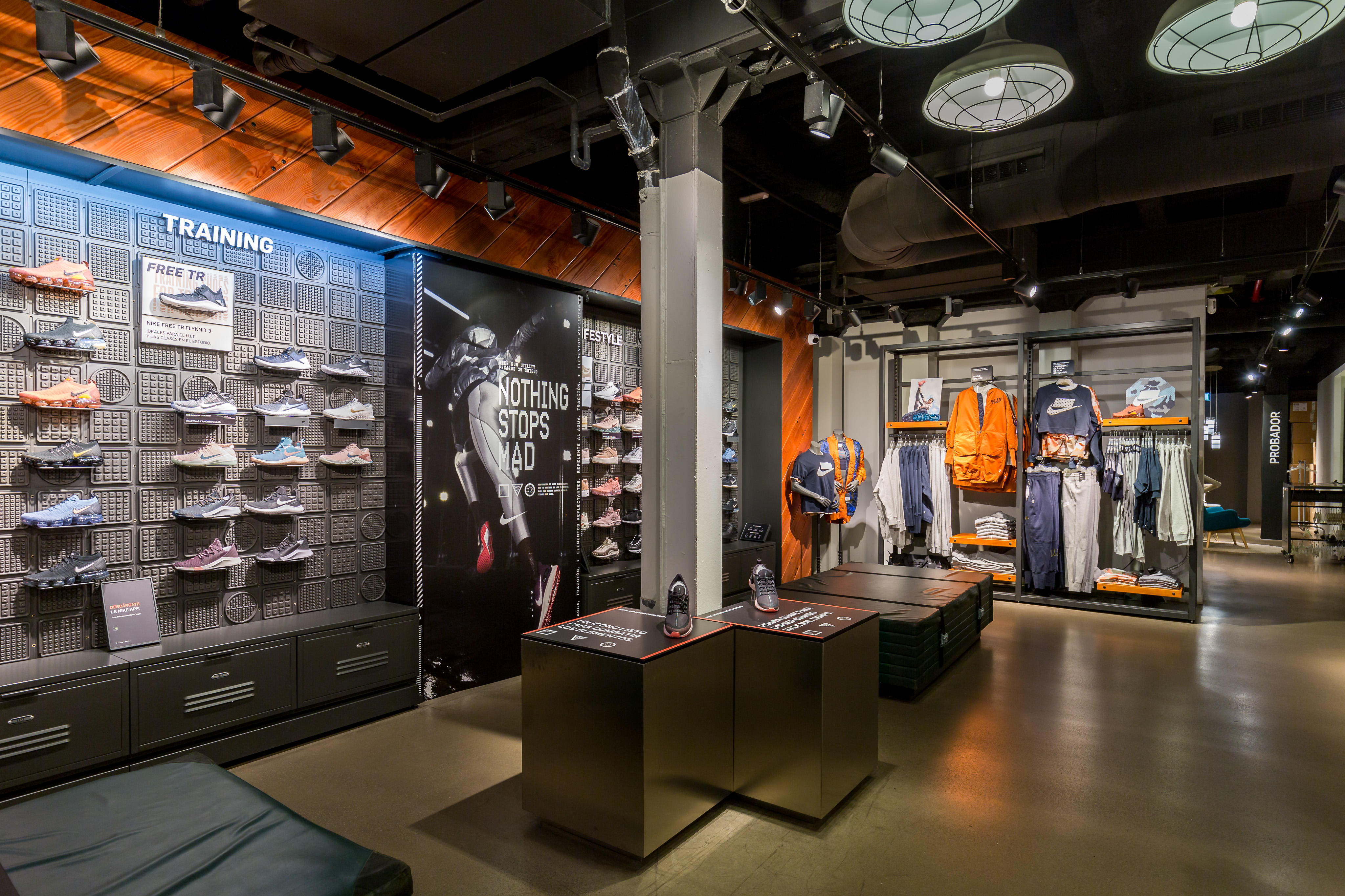 Images Nike Store Serrano