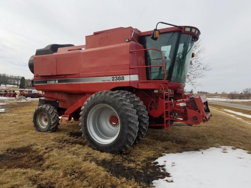 2001 Case IH 2388