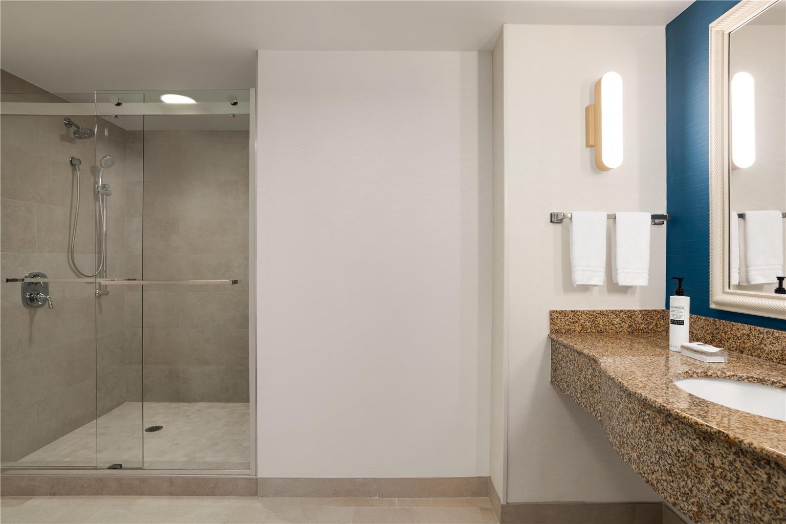 Hilton Garden Inn Fort Myers Airport/FGCU Image