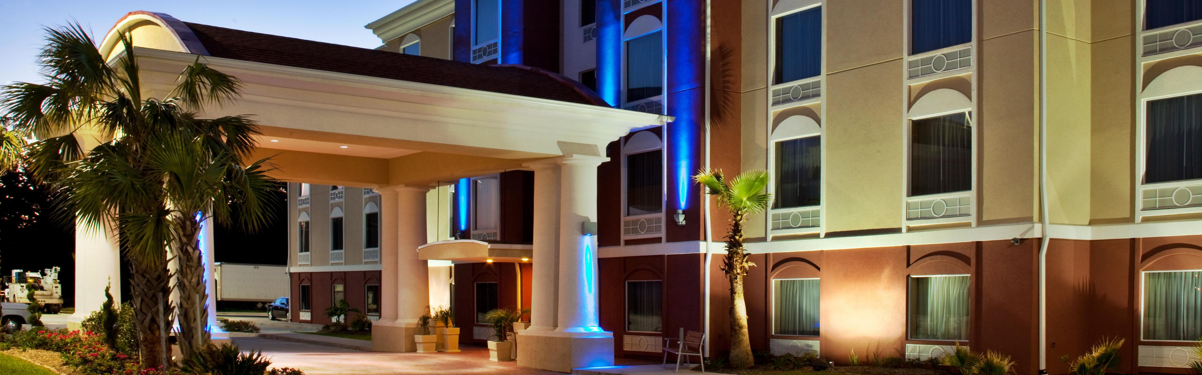 Holiday Inn Express Suites Amite Hotel La 70422 Hotel