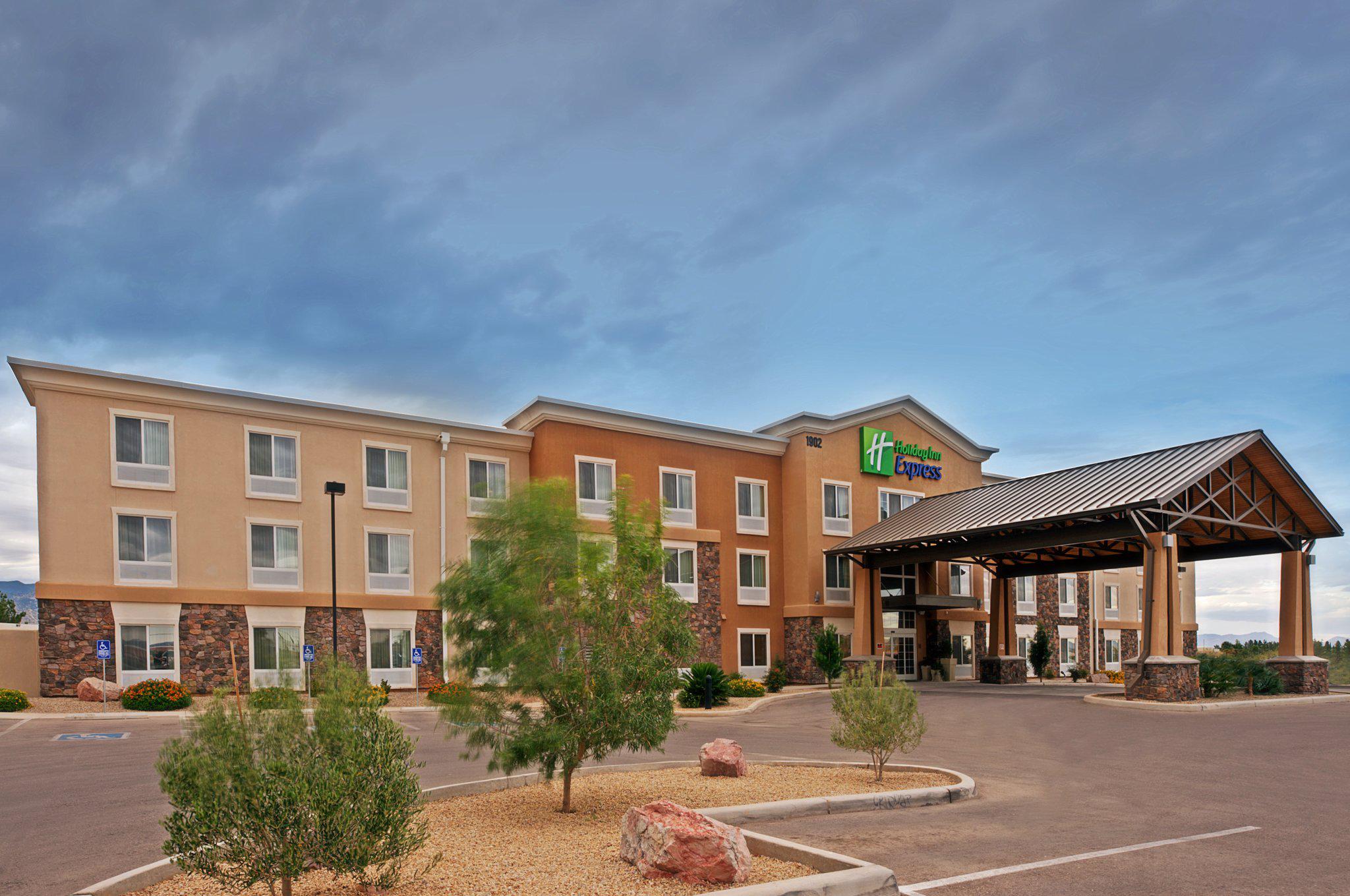 Holiday Inn Express Sierra Vista Photo