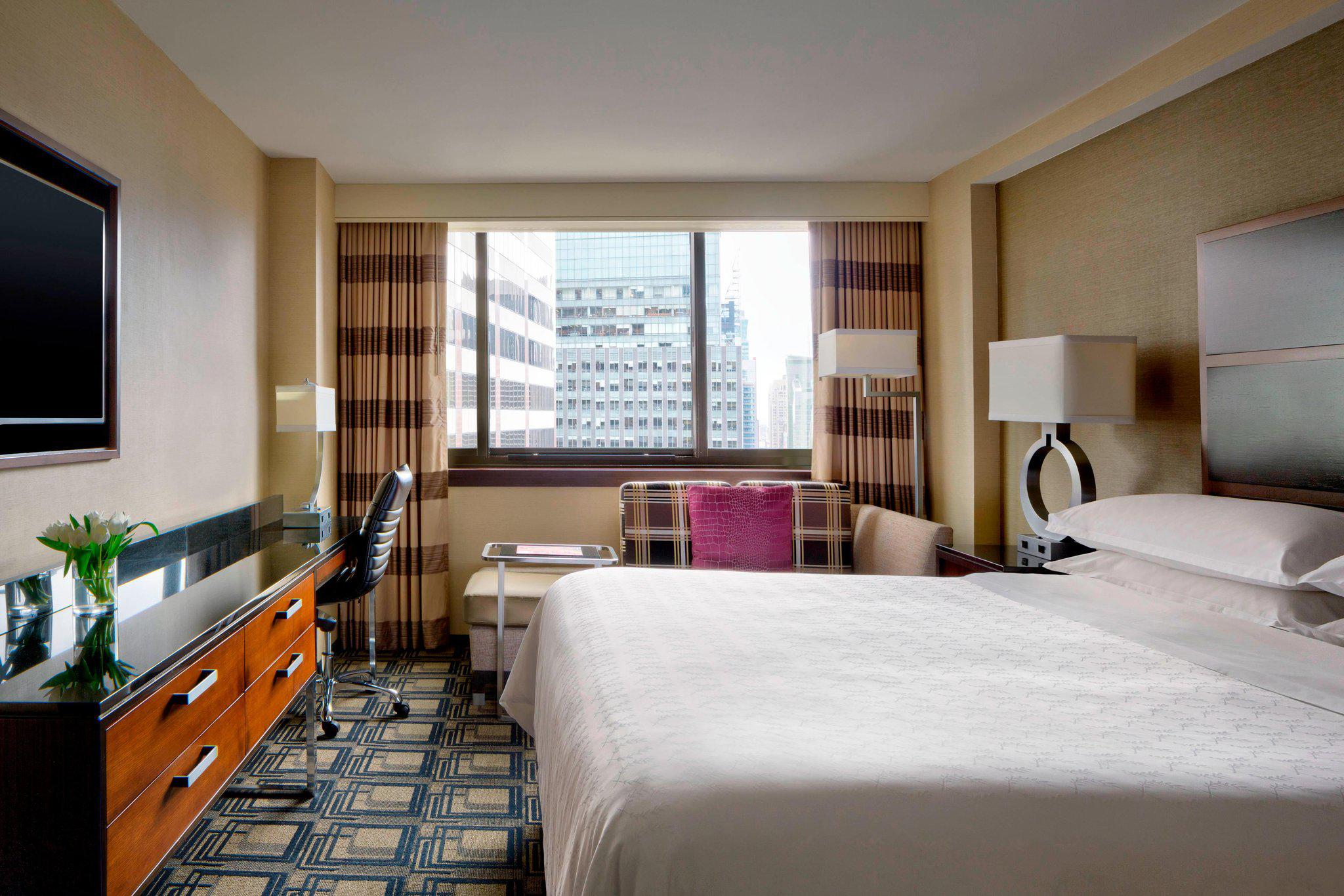 Sheraton New York Times Square Hotel Photo