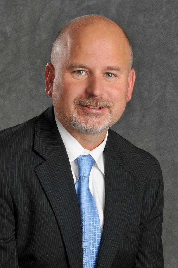 Edward Jones - Financial Advisor: Mike McCabe, AAMS® Photo