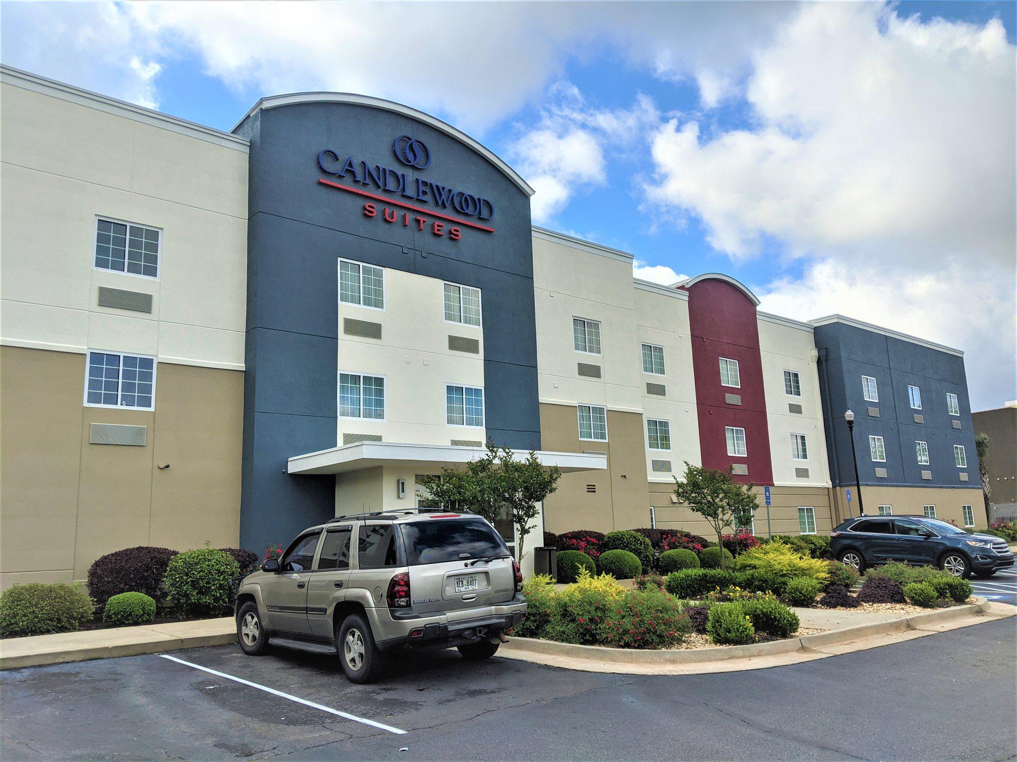 Candlewood Suites Macon Photo