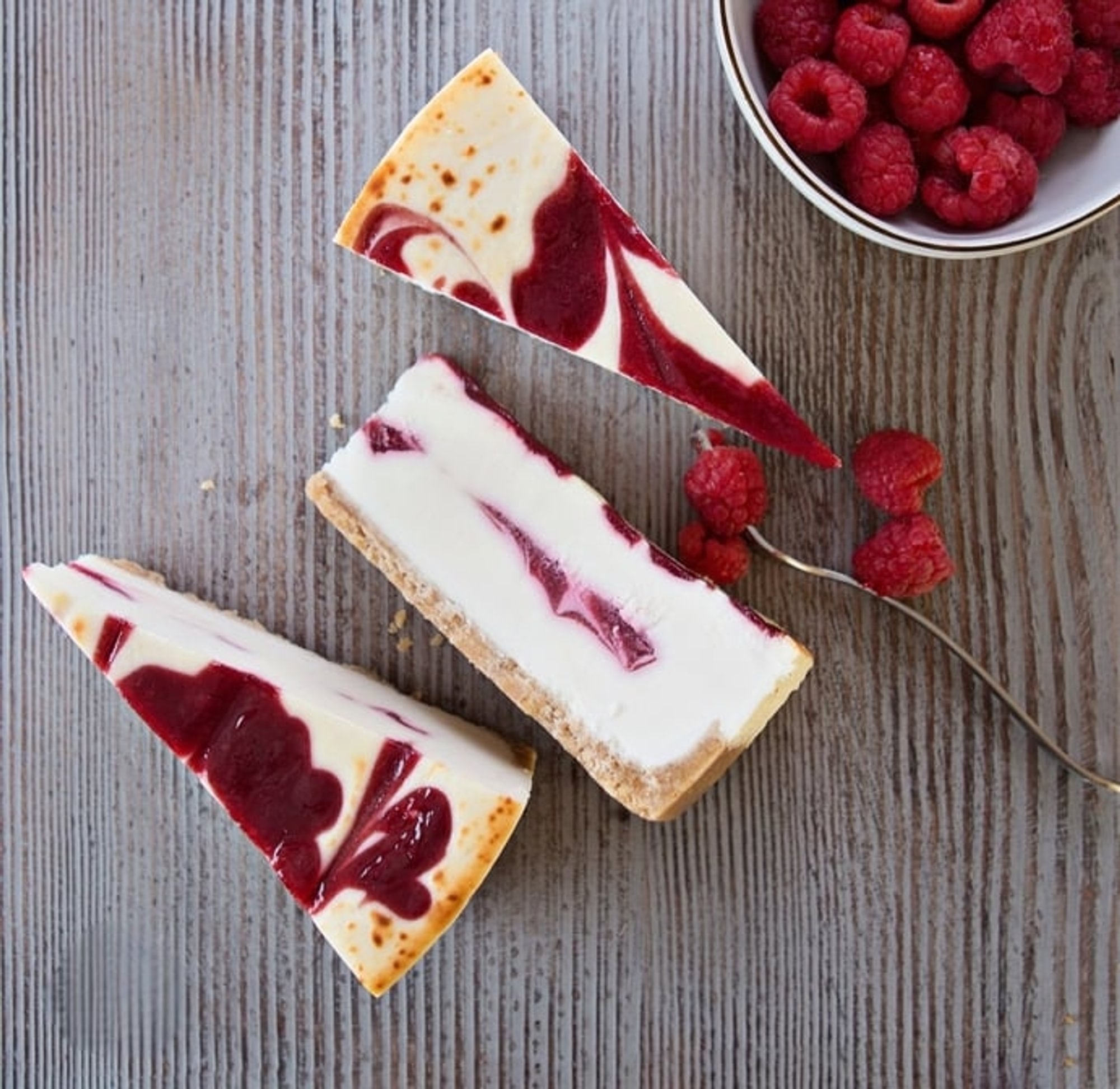 Raspberry Brulee Cheesecake