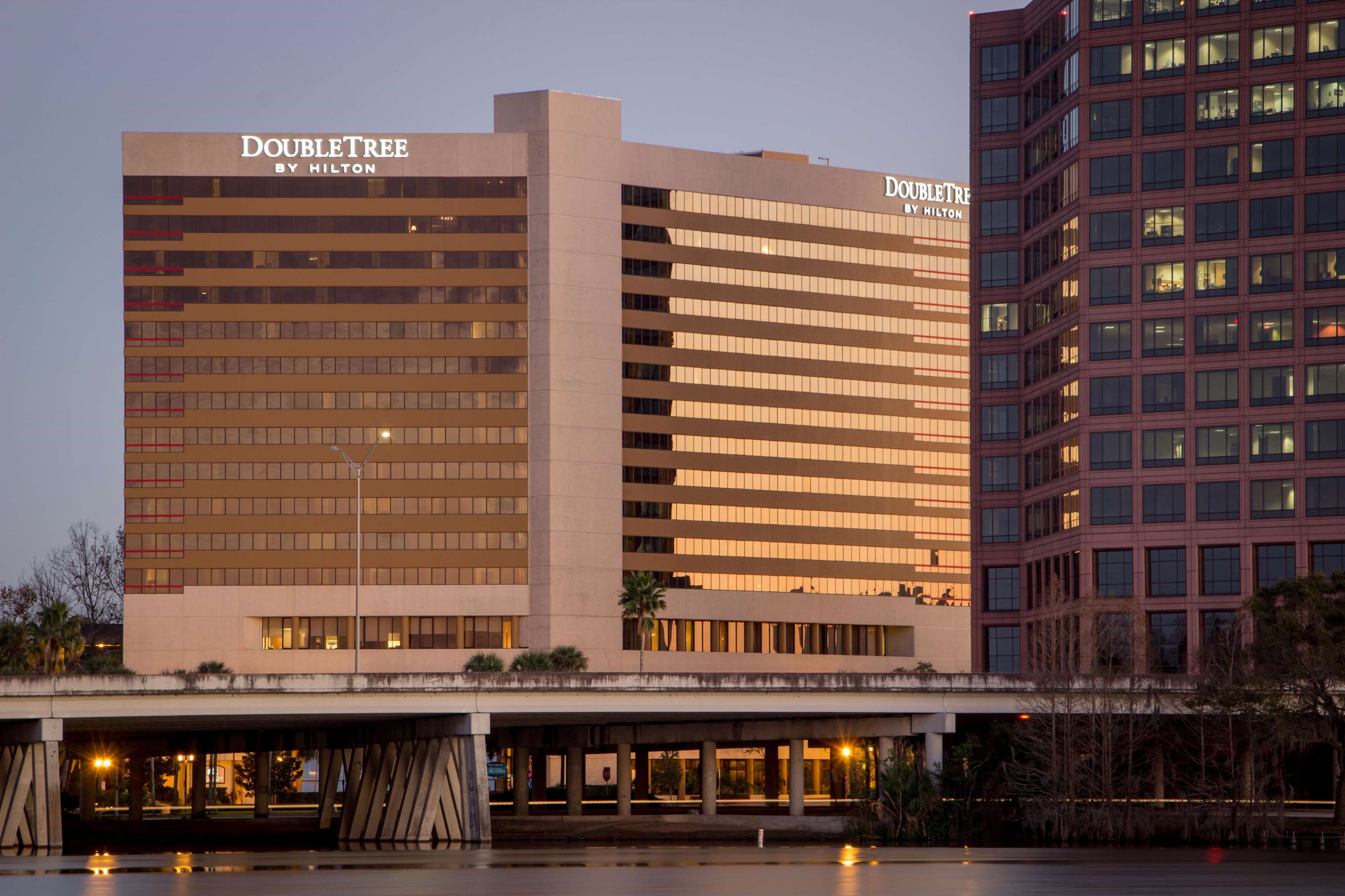 DoubleTree by Hilton Hotel Orlando Downtown Photo